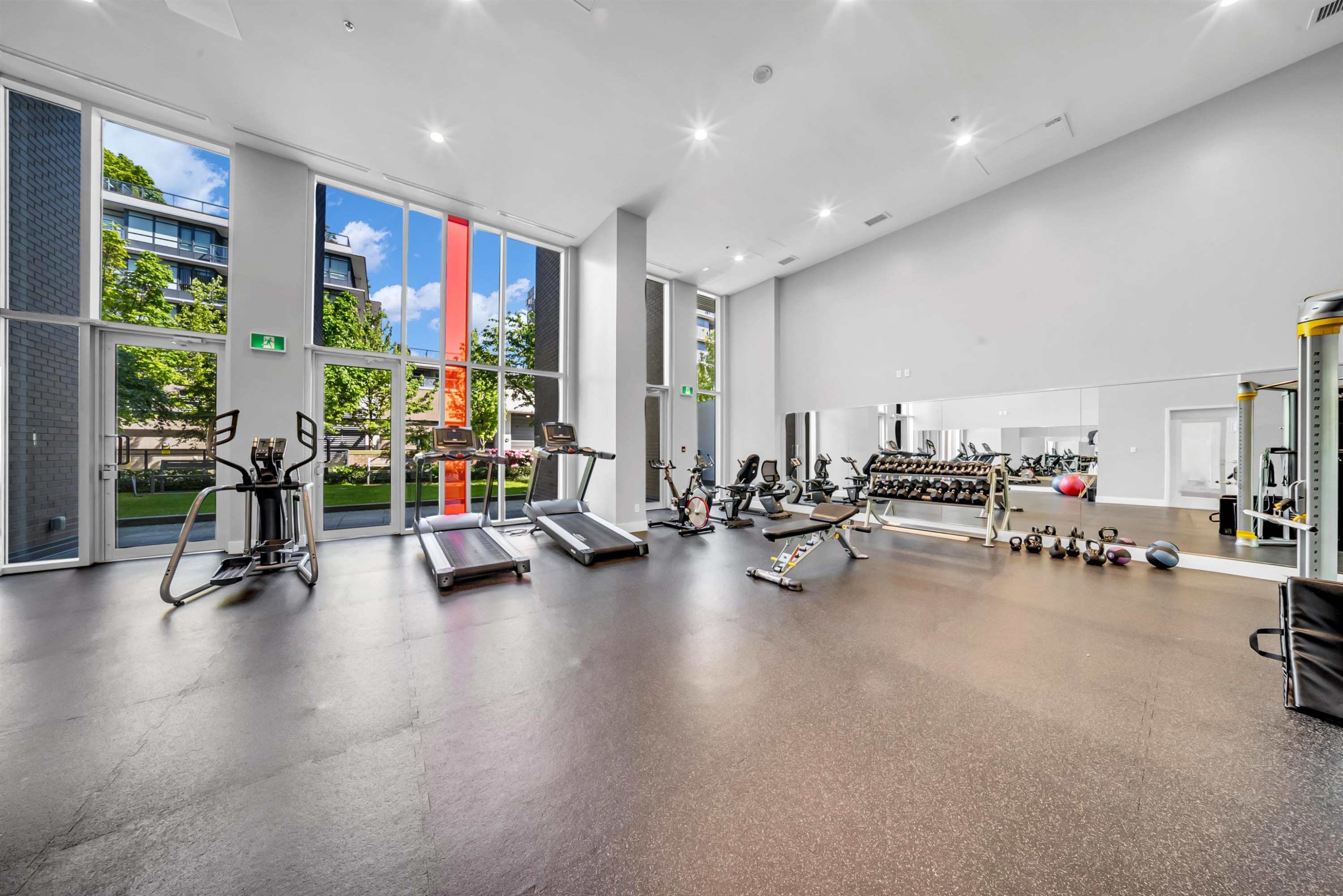 2021 10Th Avenue W, Vancouver, BC - Indoor Photo Showing Gym Room