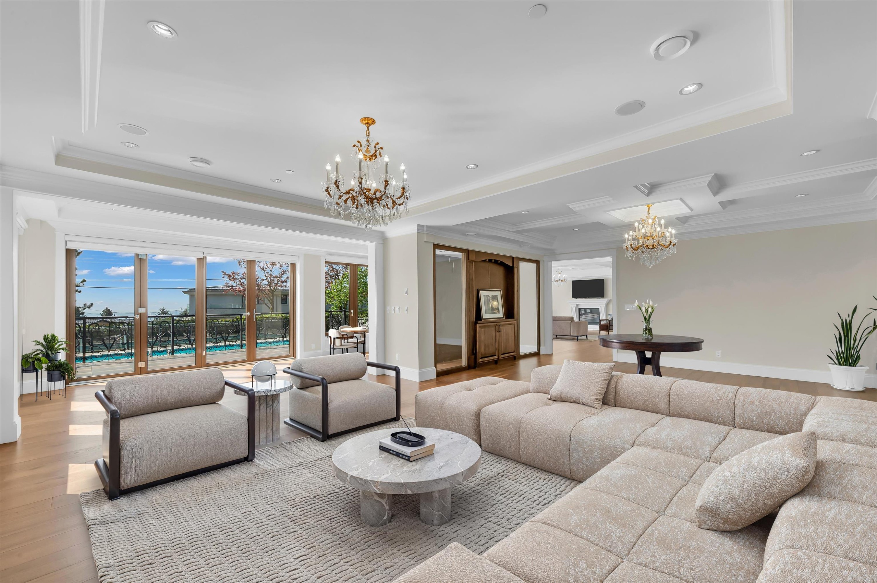 1118 Crestline Road, West Vancouver, BC