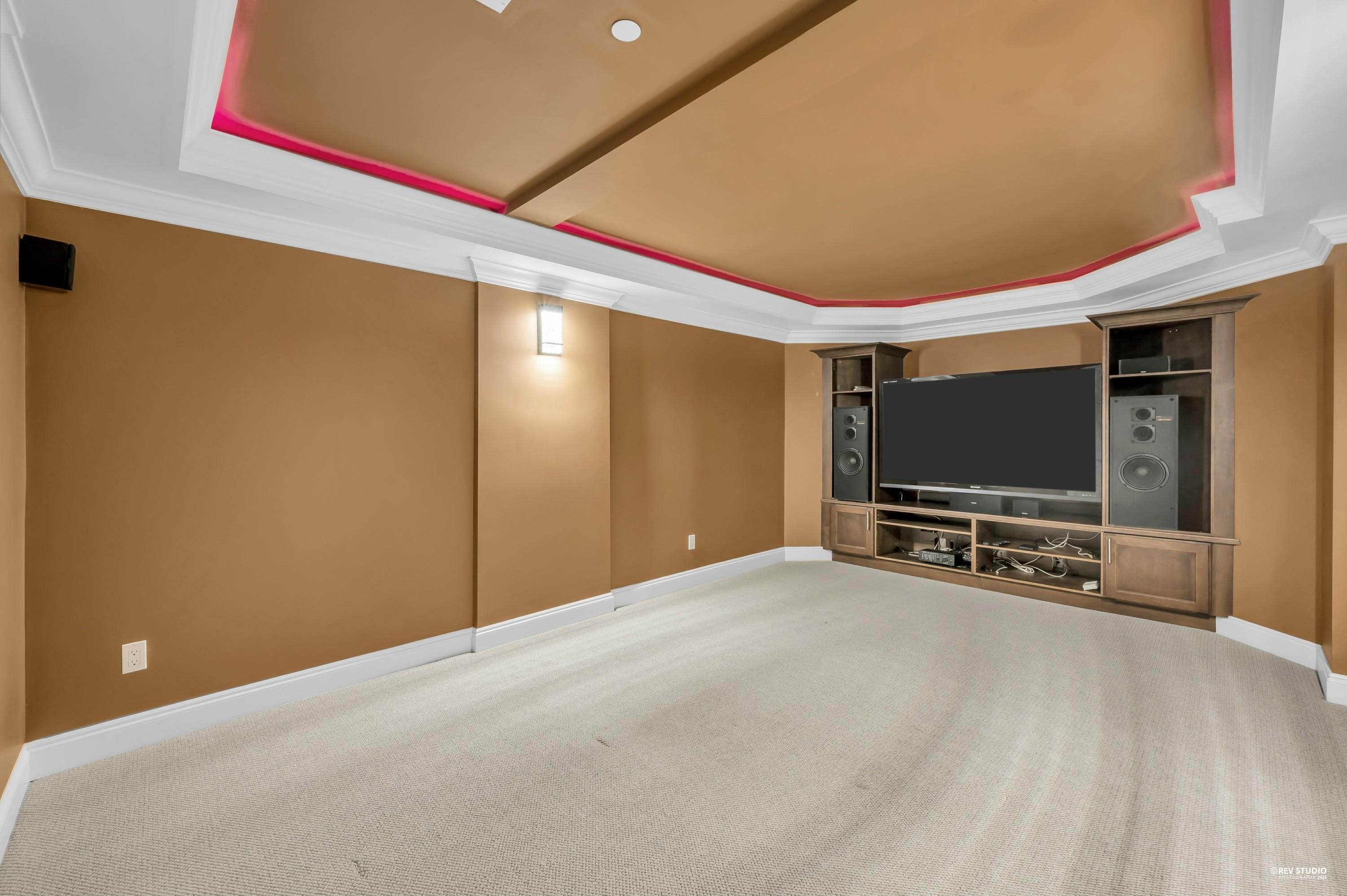 1118 Crestline Road, West Vancouver, BC
