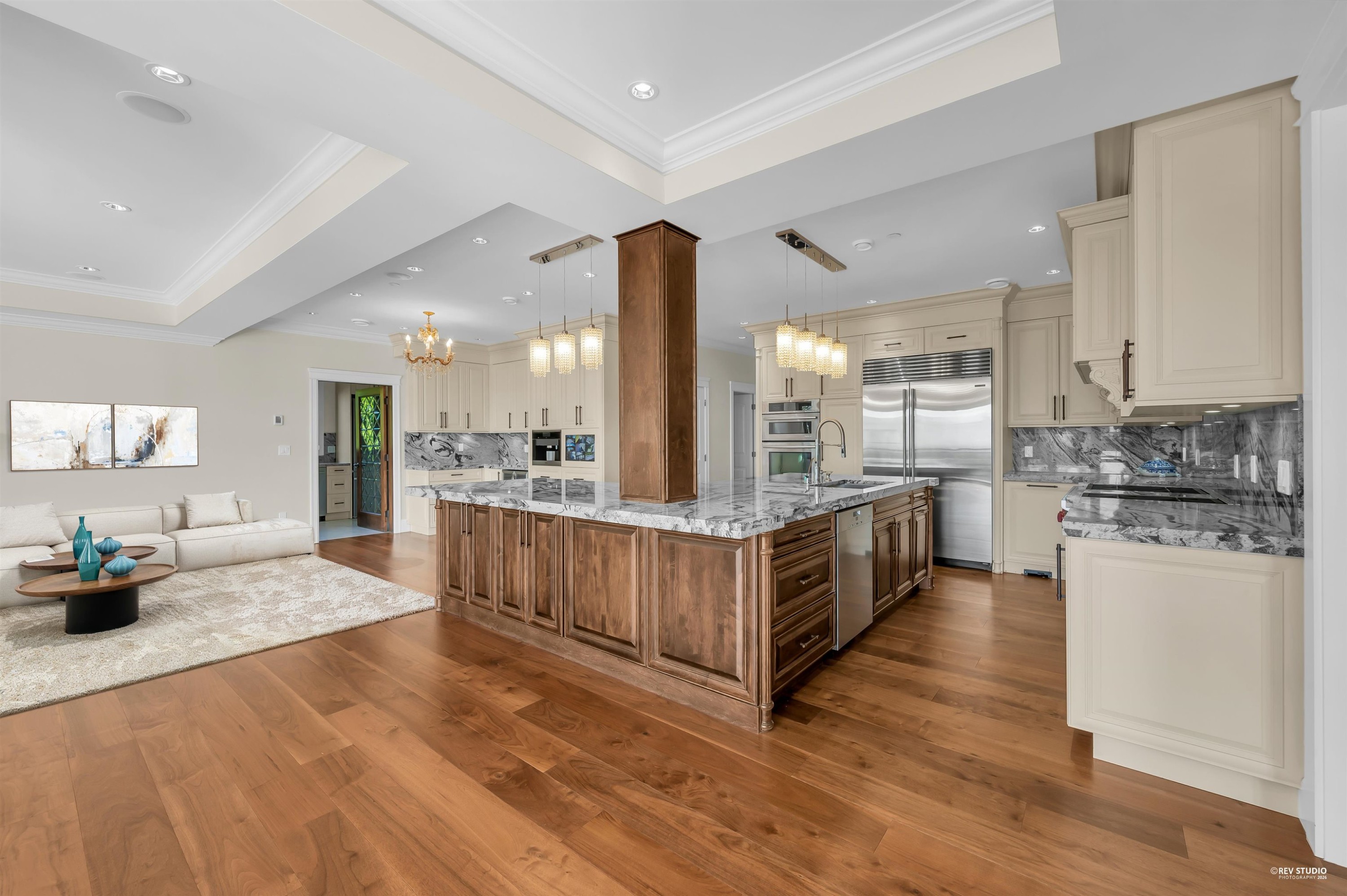 1118 Crestline Road, West Vancouver, BC