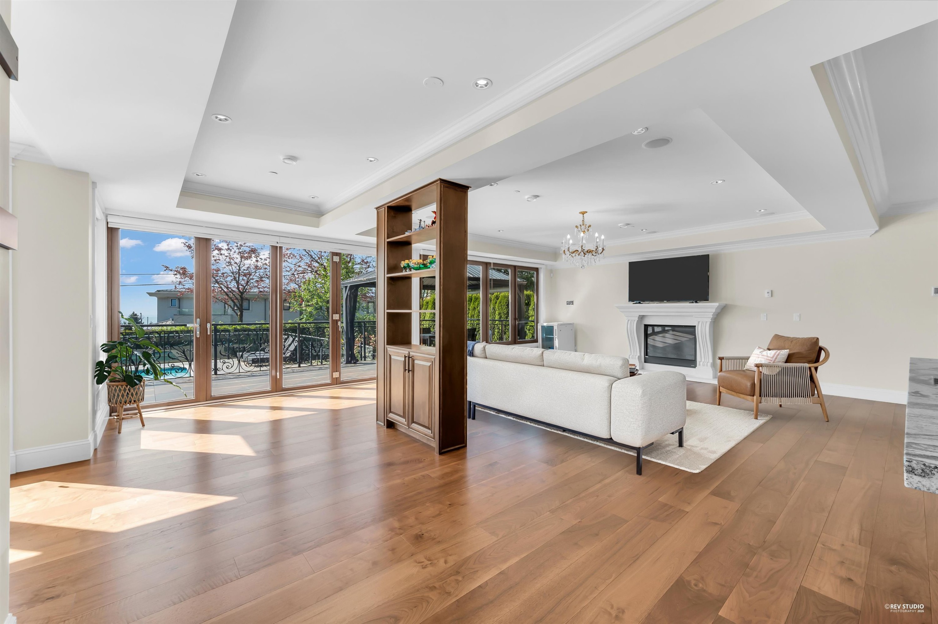 1118 Crestline Road, West Vancouver, BC