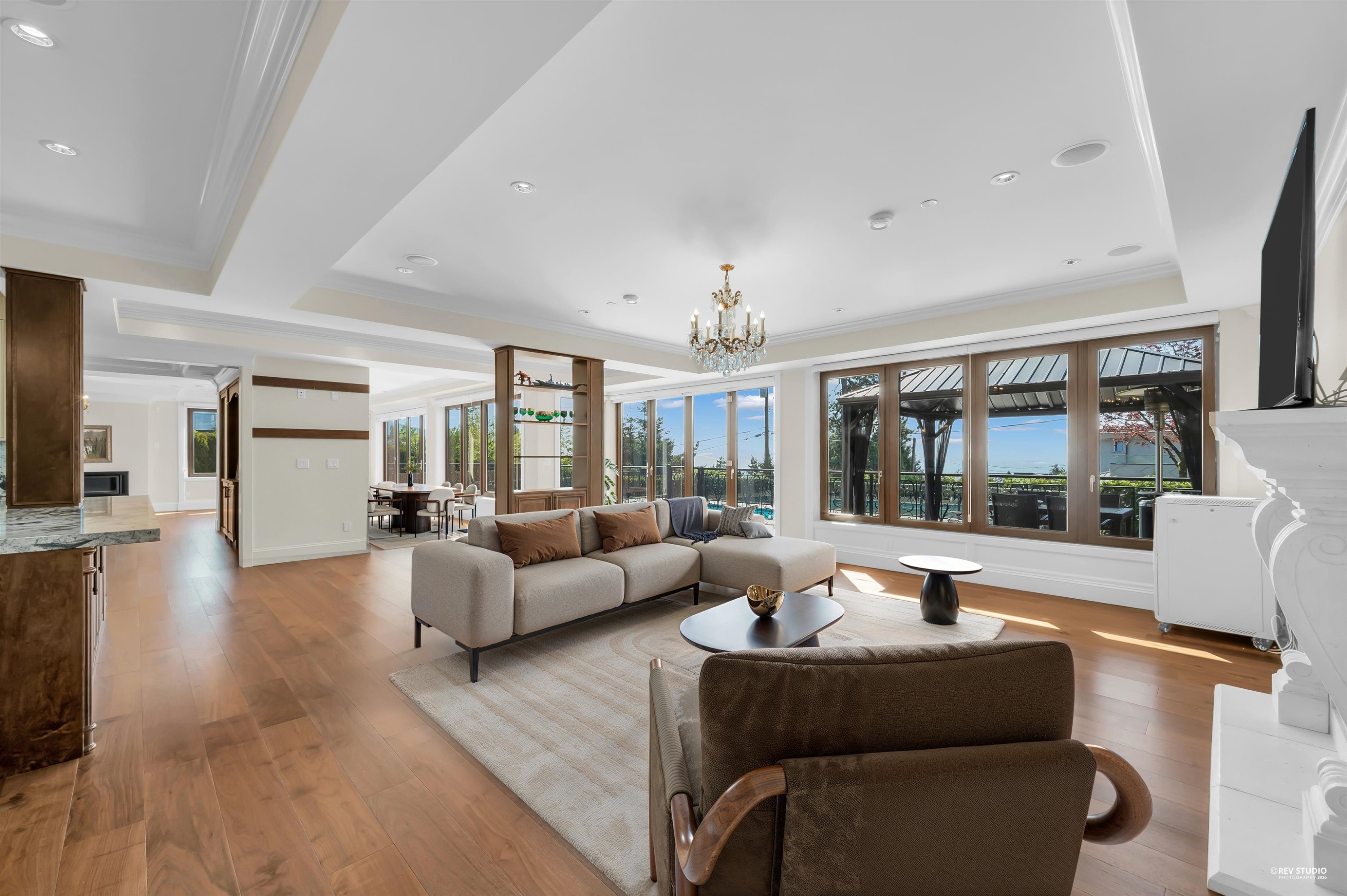 1118 Crestline Road, West Vancouver, BC