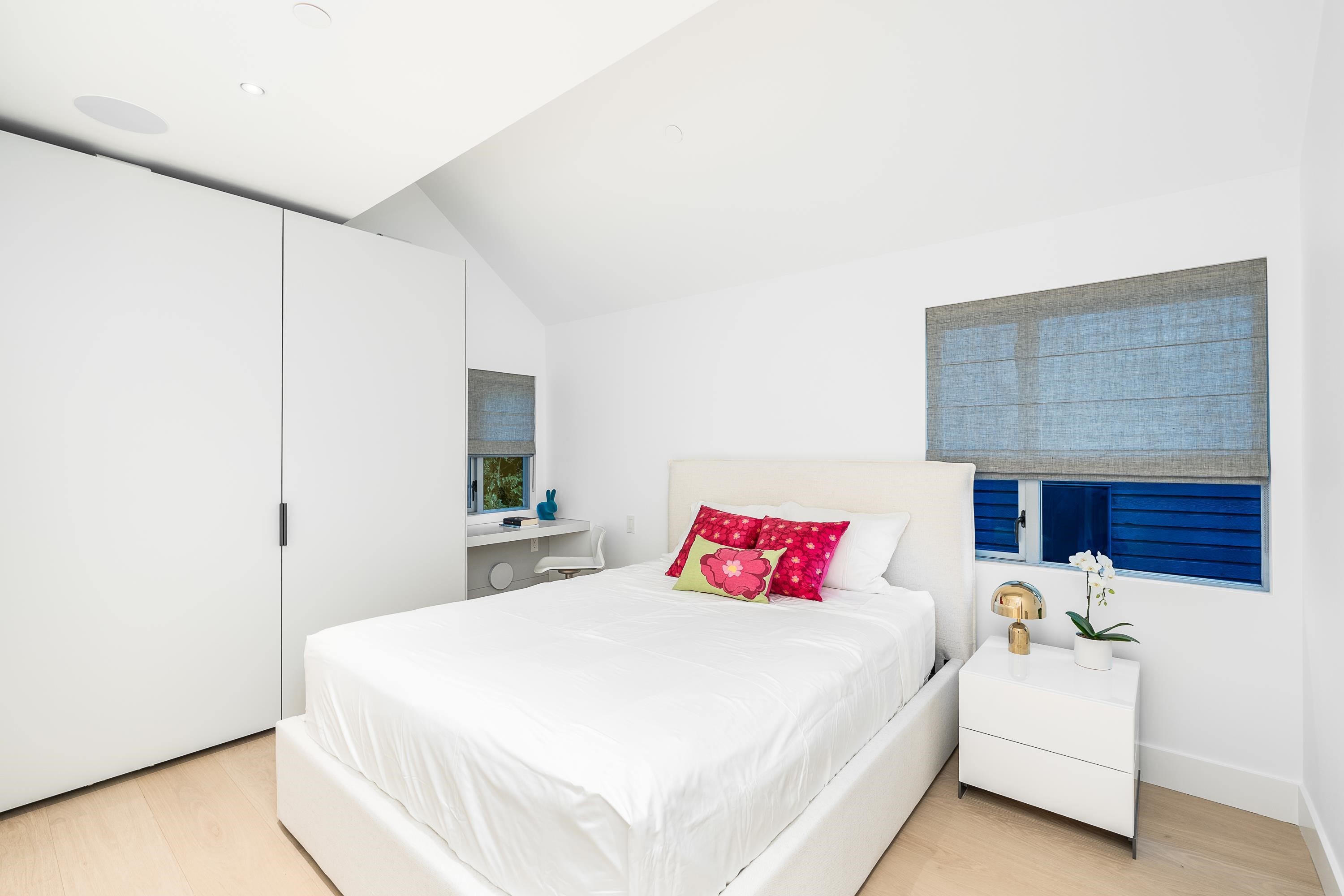 4416 1St Avenue W, Vancouver, BC