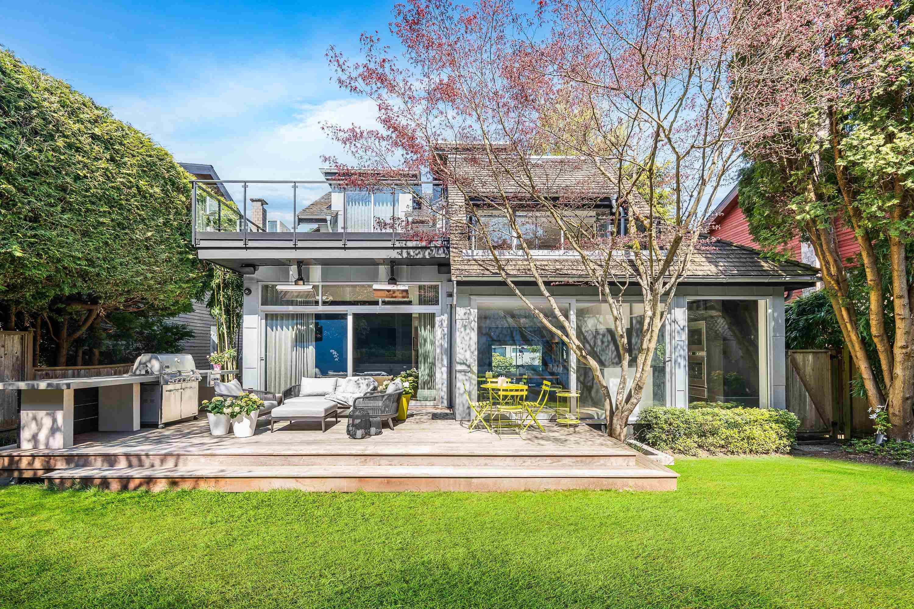 4416 1St Avenue W, Vancouver, BC