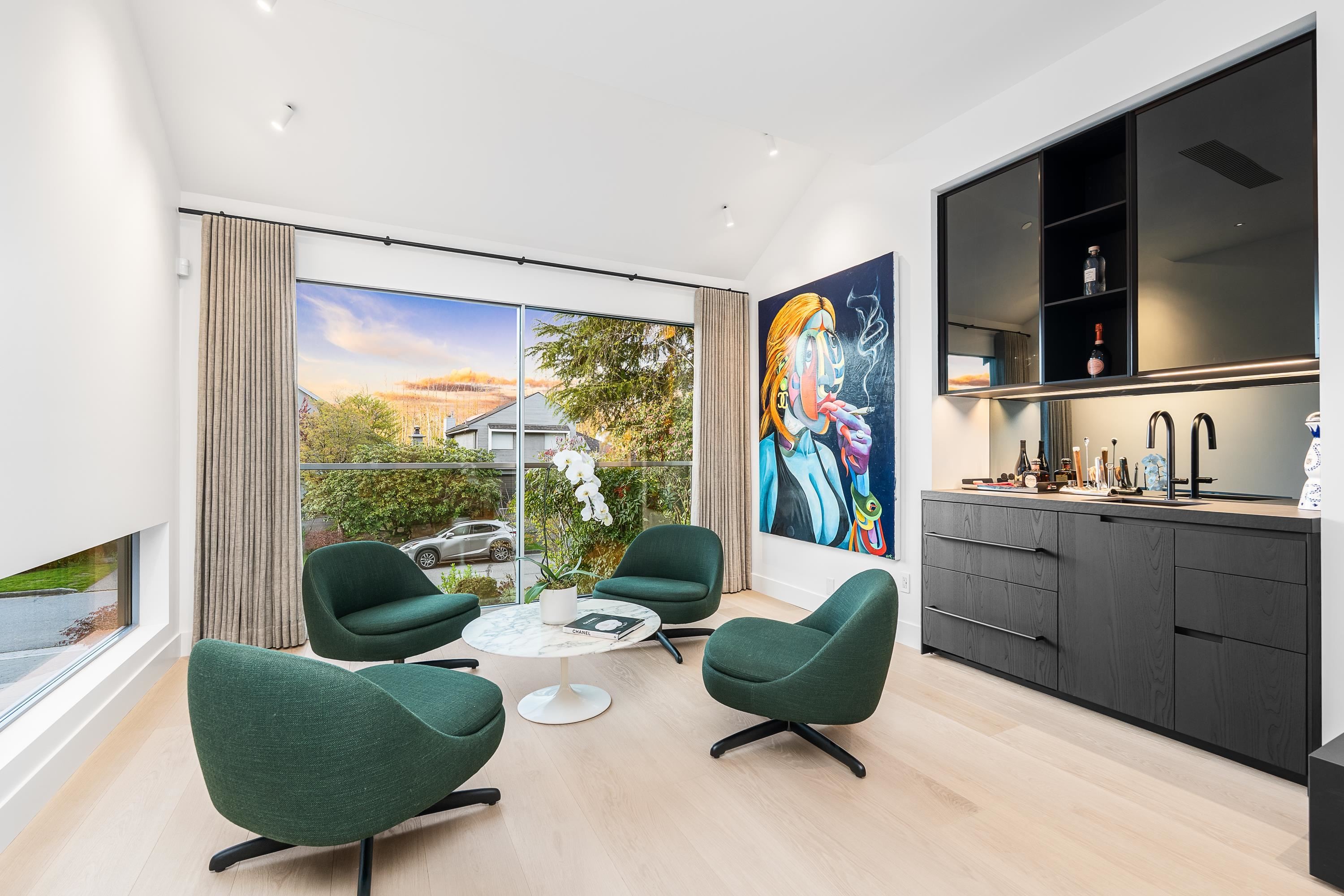 4416 1St Avenue W, Vancouver, BC