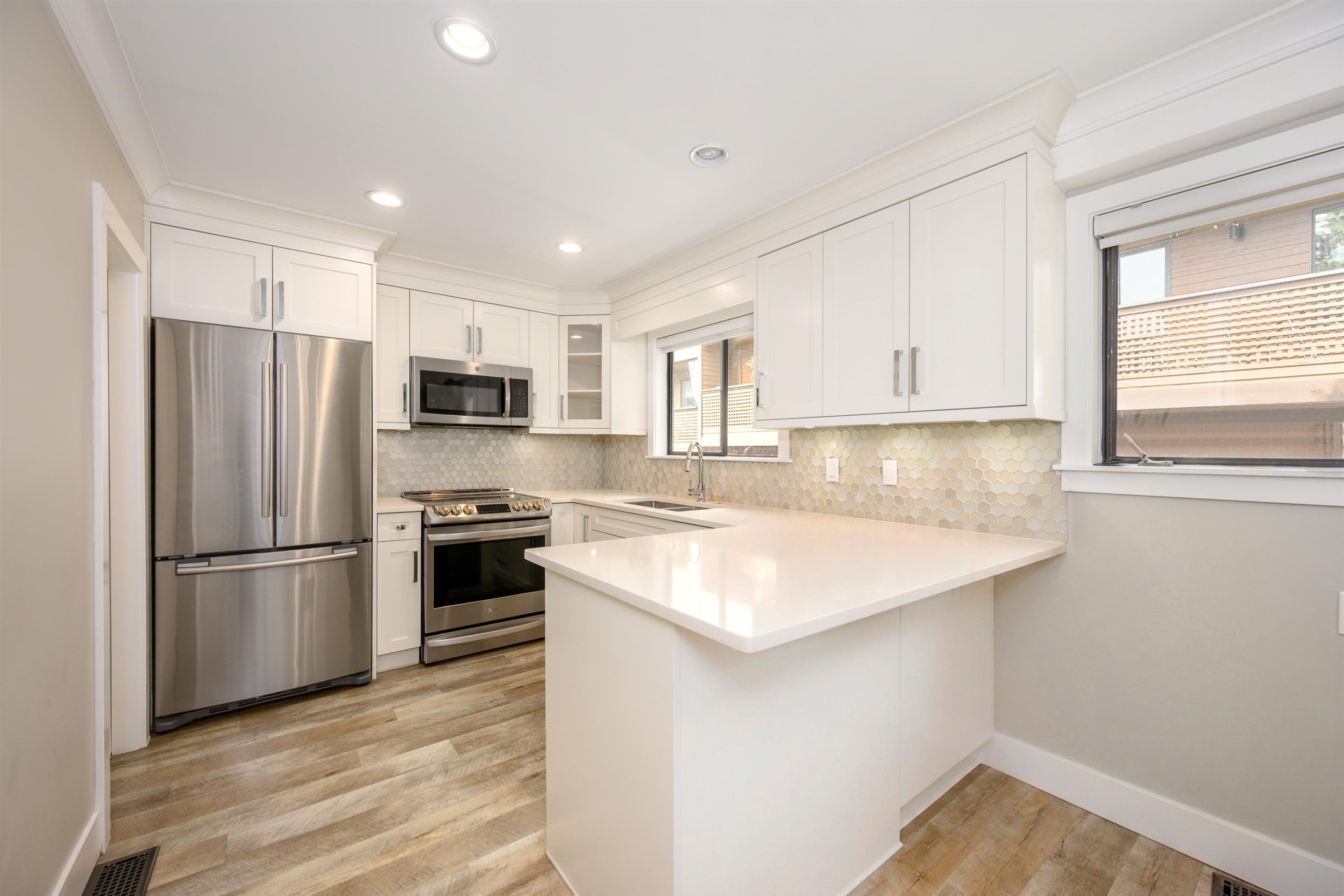 3201 Lonsdale Avenue, North Vancouver, BC
