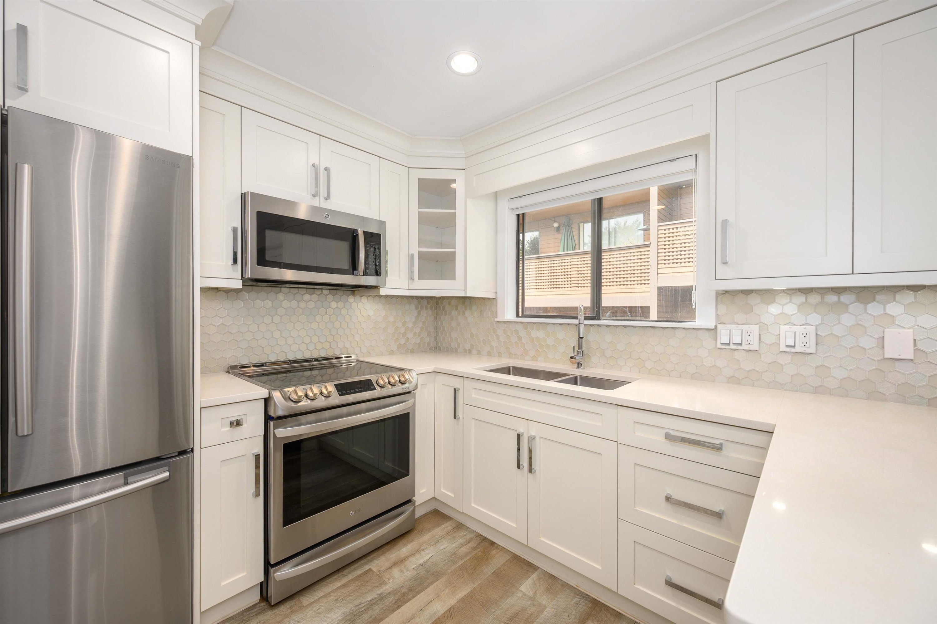3201 Lonsdale Avenue, North Vancouver, BC
