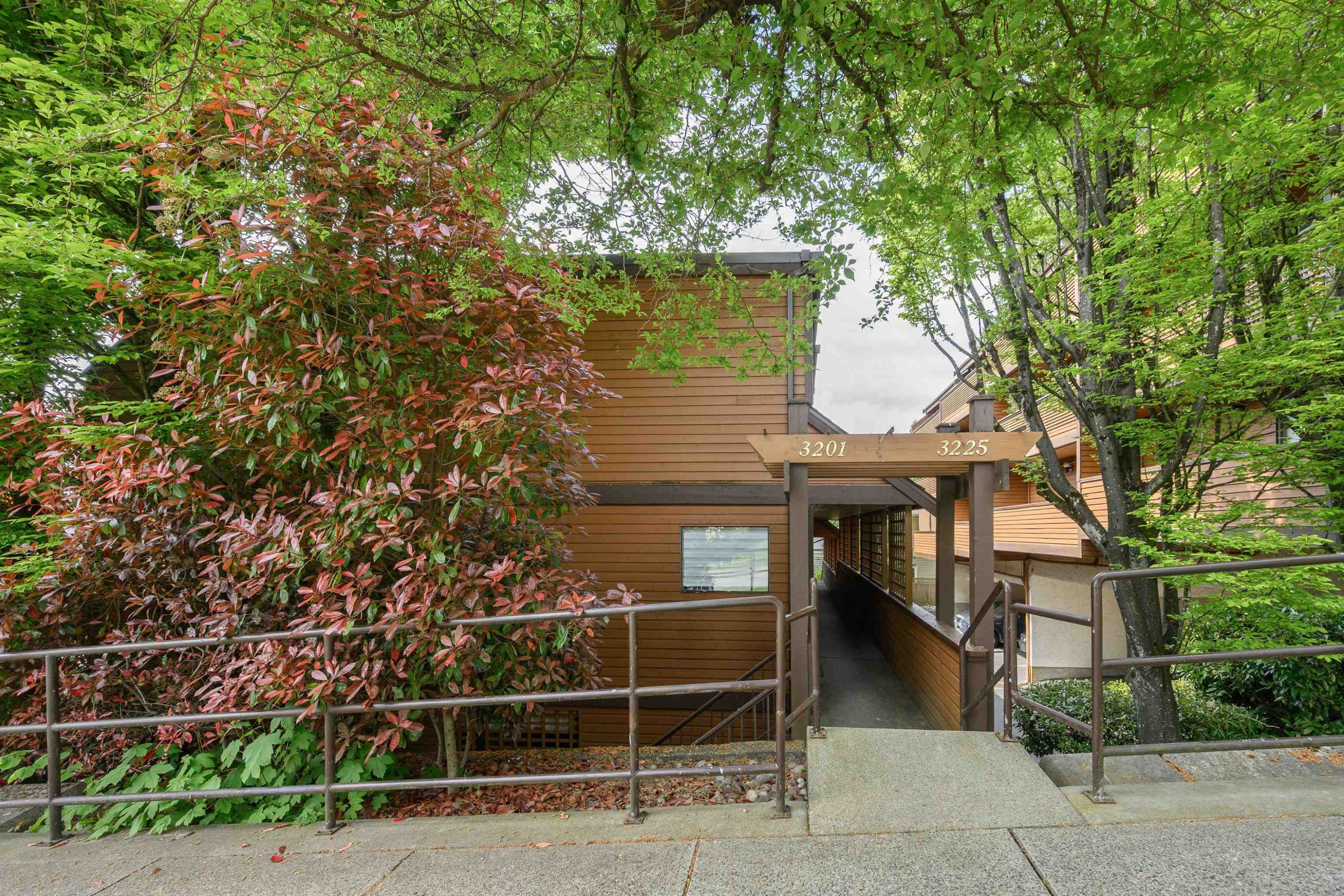 3201 Lonsdale Avenue, North Vancouver, BC