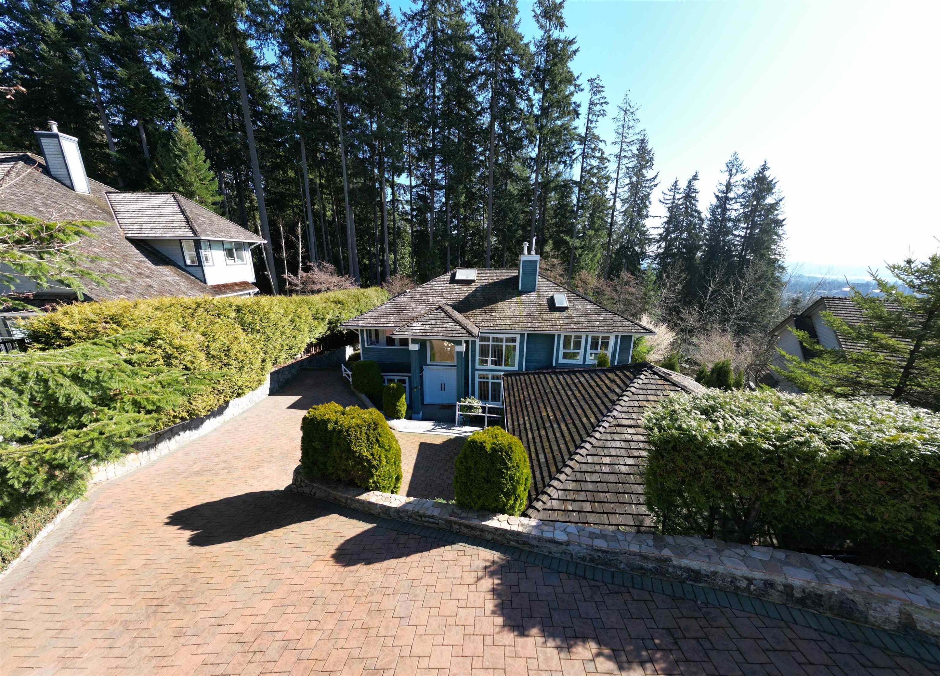 3866 Michener Way, North Vancouver, BC