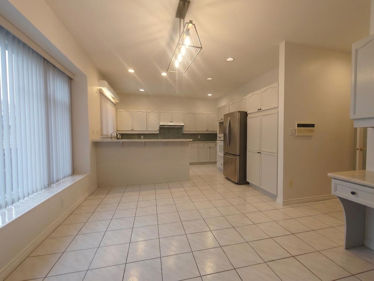 123 45Th Avenue E, Vancouver, BC