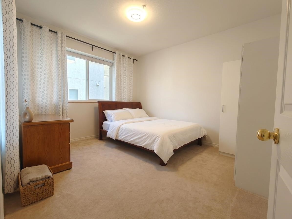123 45Th Avenue E, Vancouver, BC
