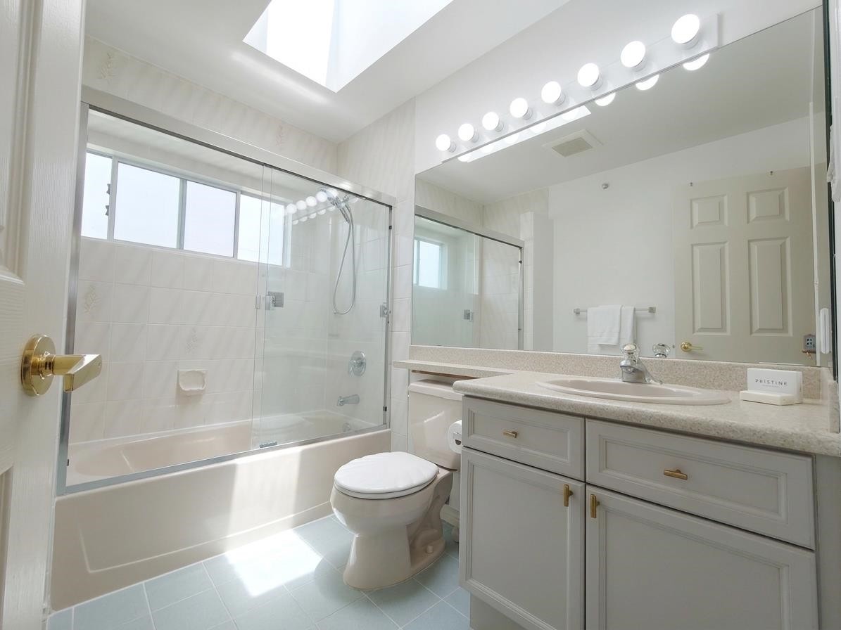 123 45Th Avenue E, Vancouver, BC