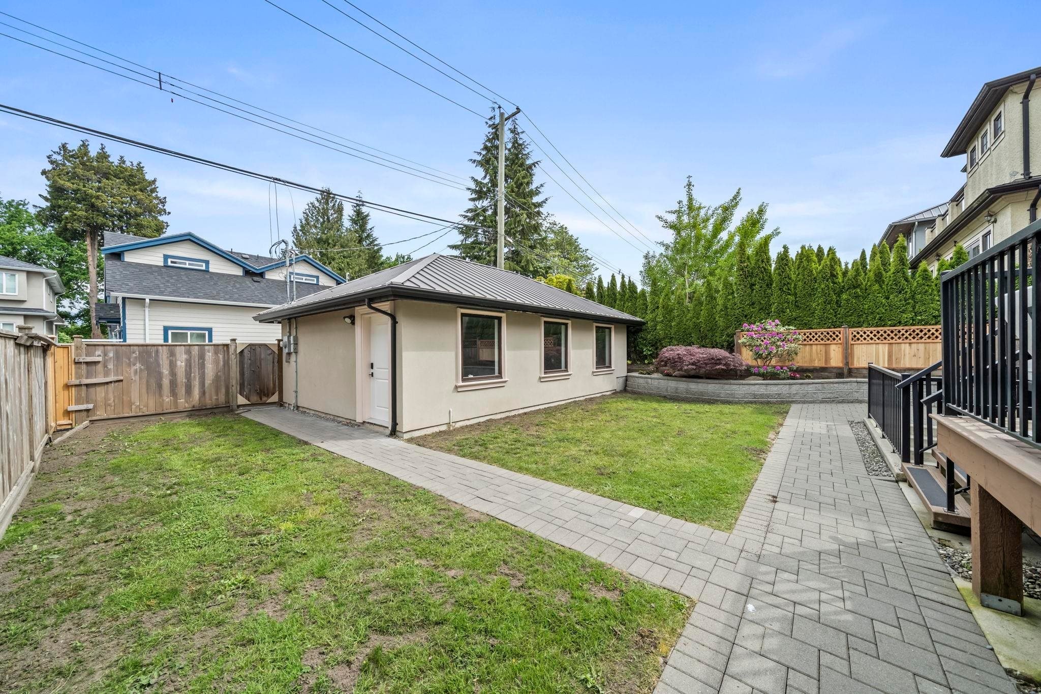 4347 9Th Avenue W, Vancouver, BC