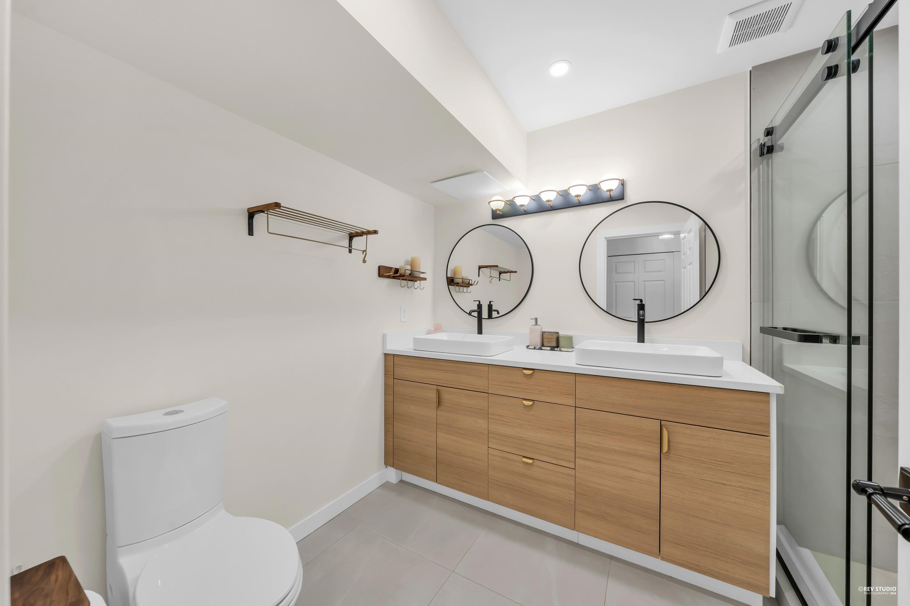 3460 Amberly Place, Vancouver, BC