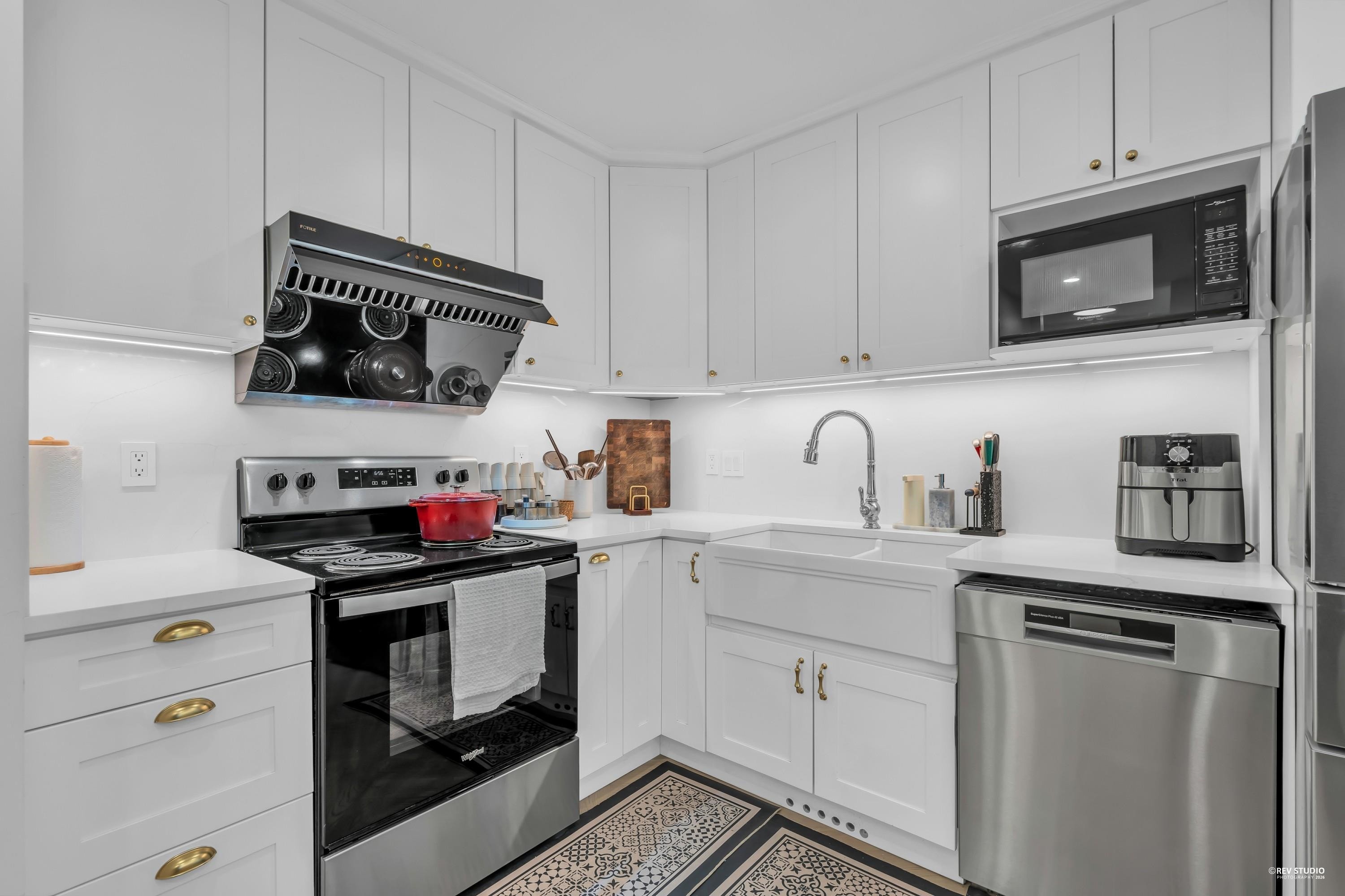 3460 Amberly Place, Vancouver, BC