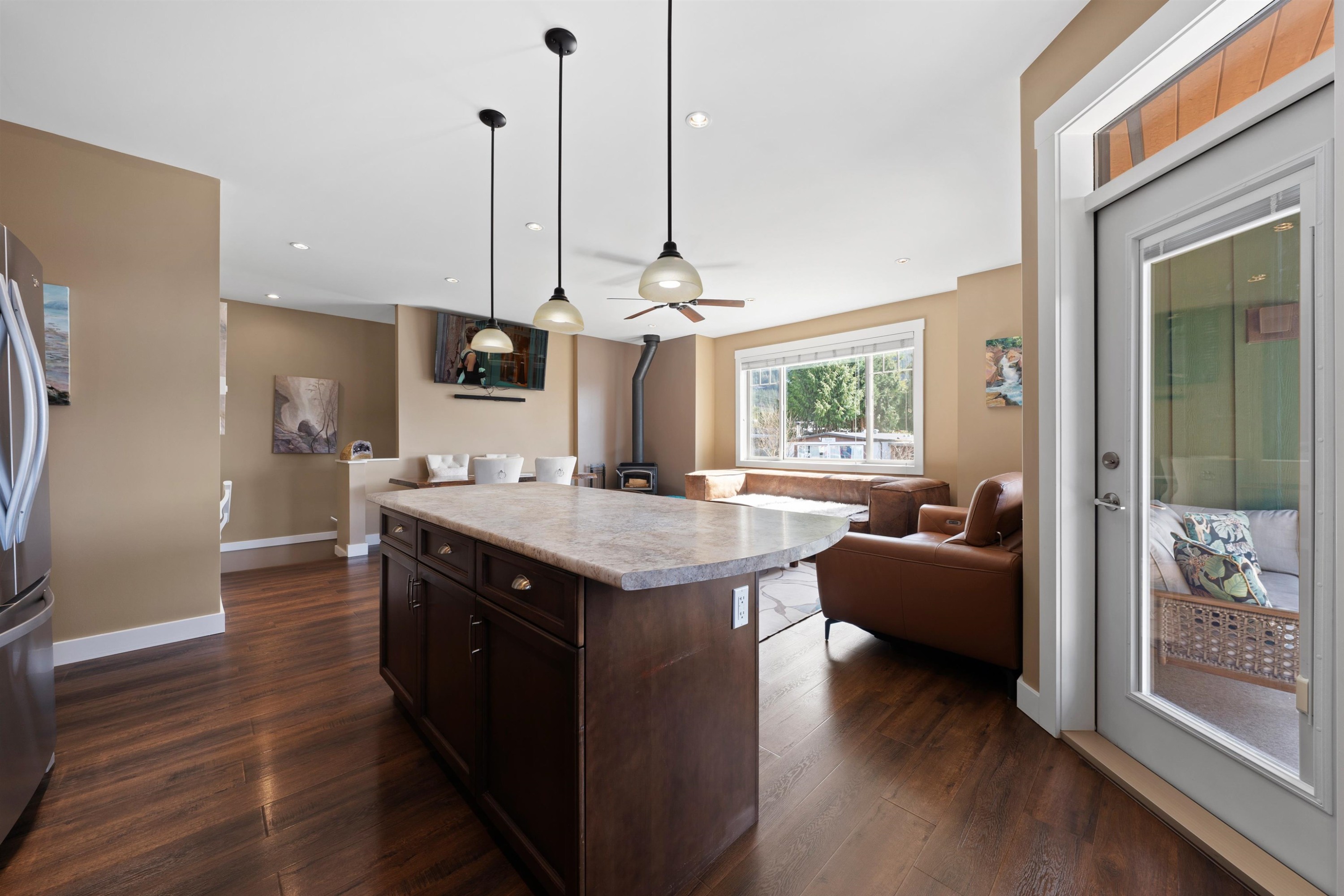 746 Upper Crescent, Squamish, BC