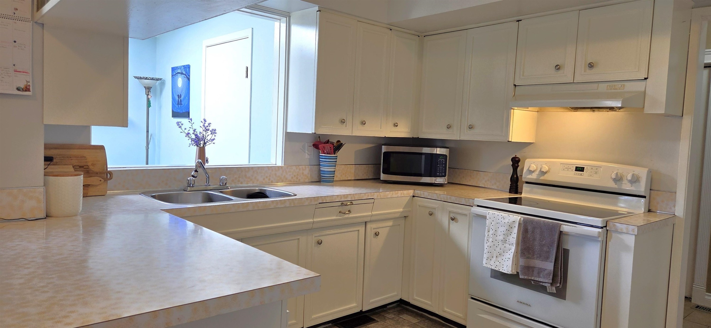 755 Adiron Avenue, Coquitlam, BC