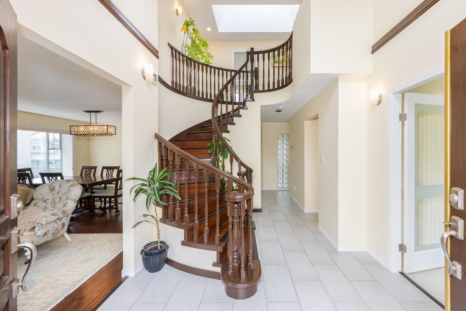 122 43Rd Avenue W, Vancouver, BC