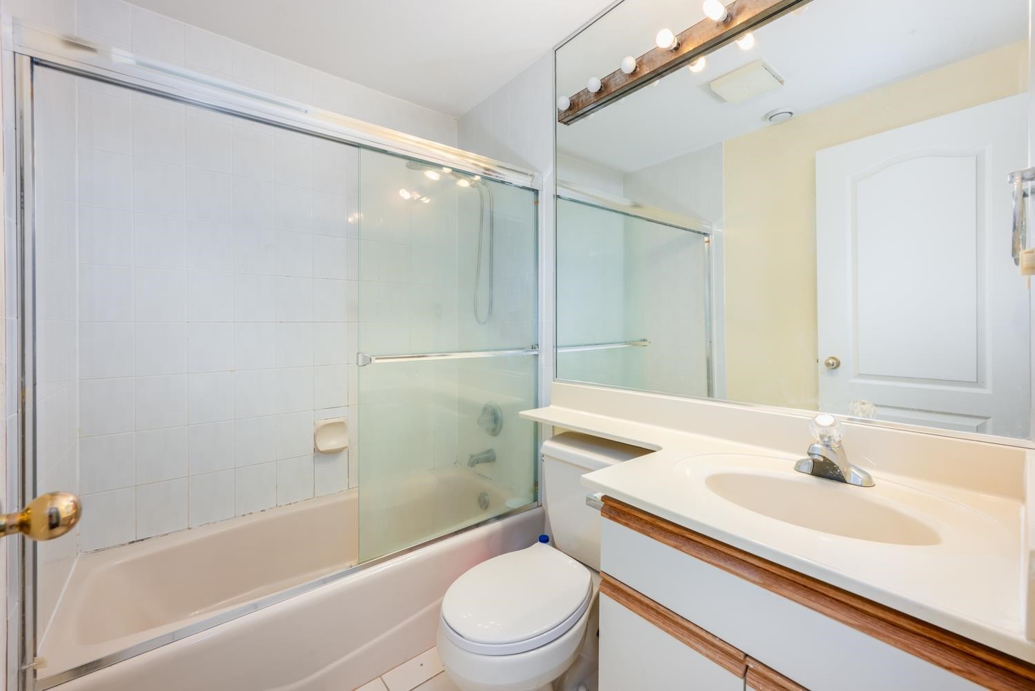 122 43Rd Avenue W, Vancouver, BC