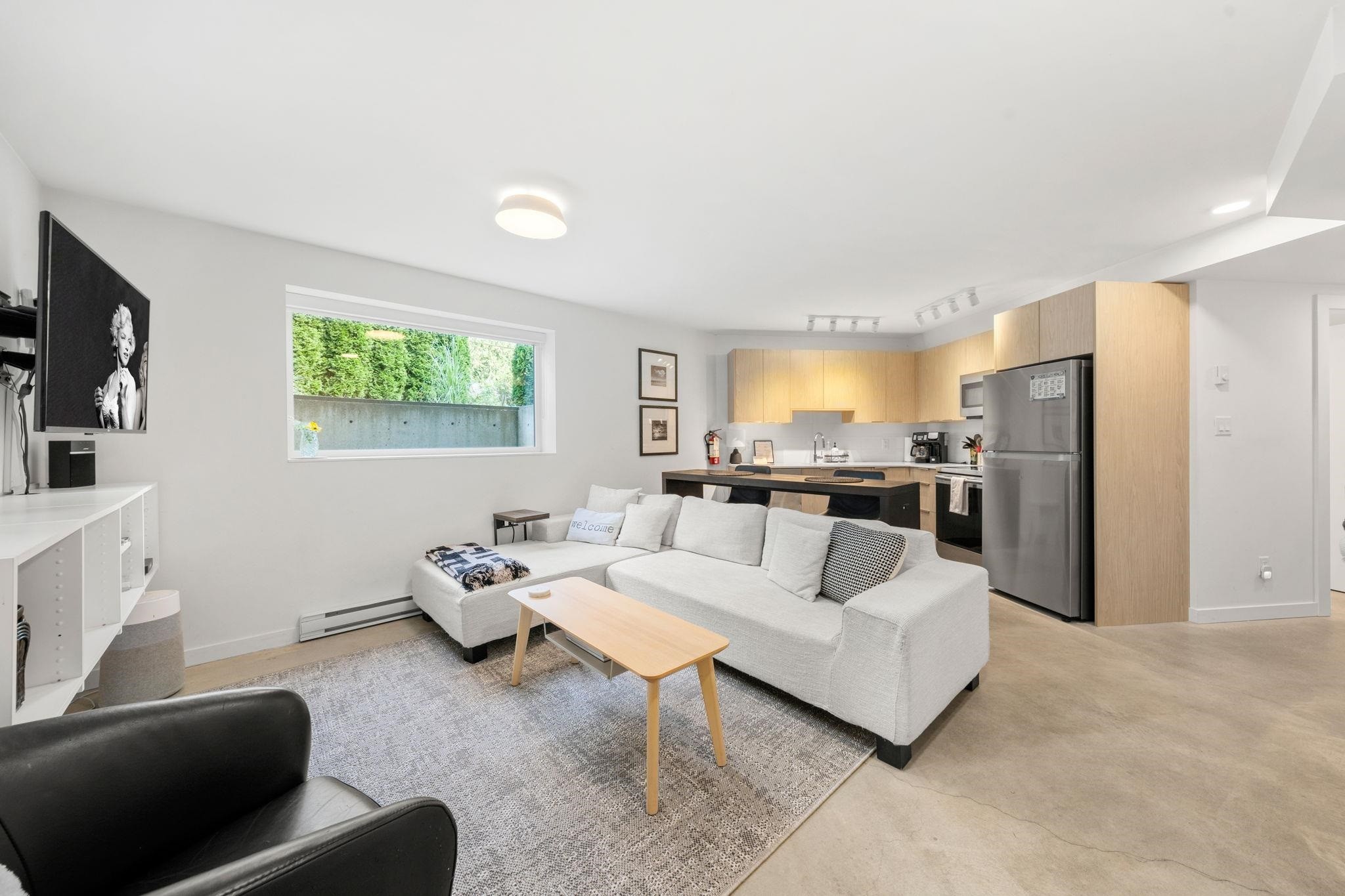 2025 Mackay Avenue, North Vancouver, BC
