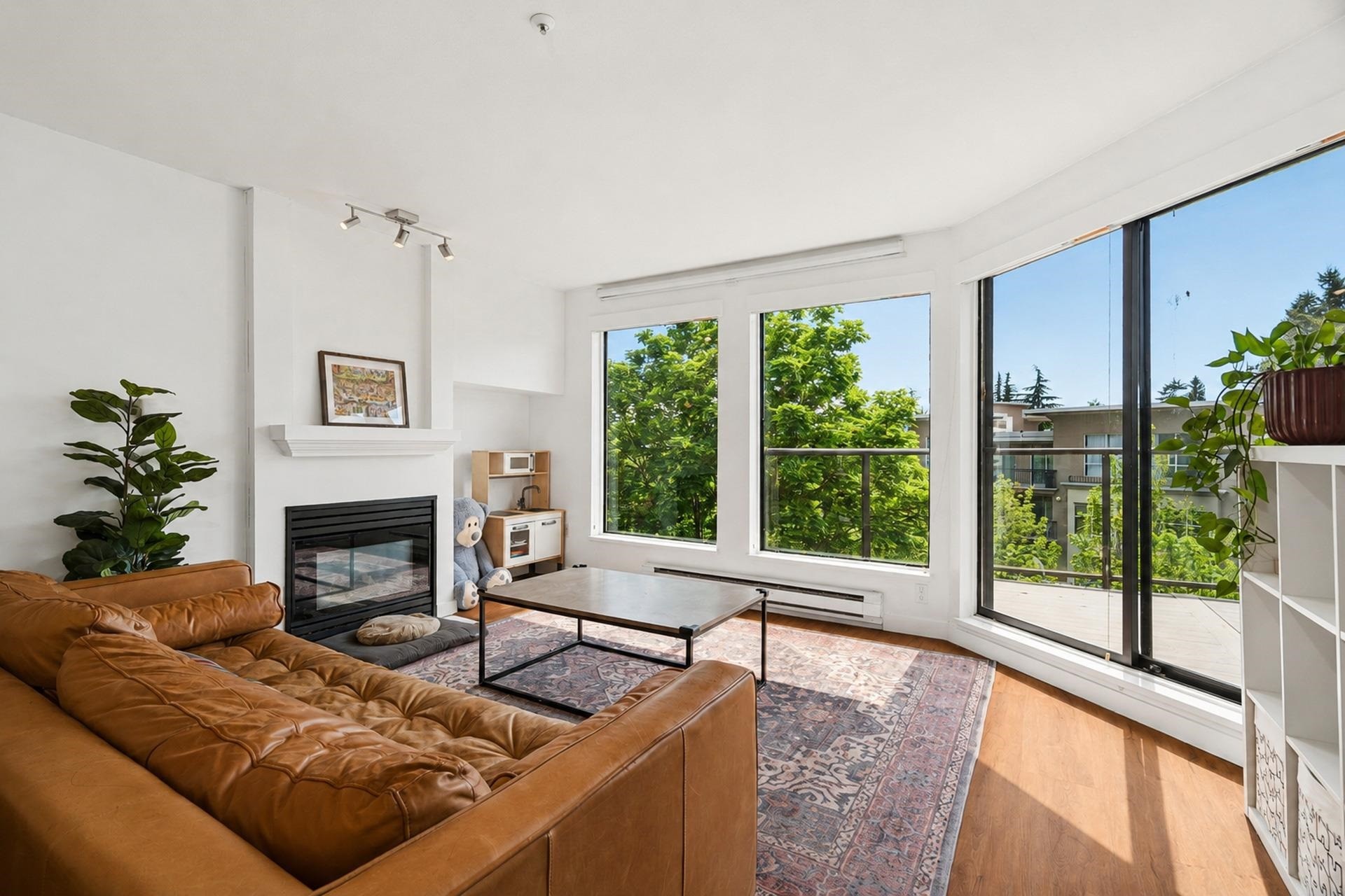 413-2968 Burlington Drive, Coquitlam, BC