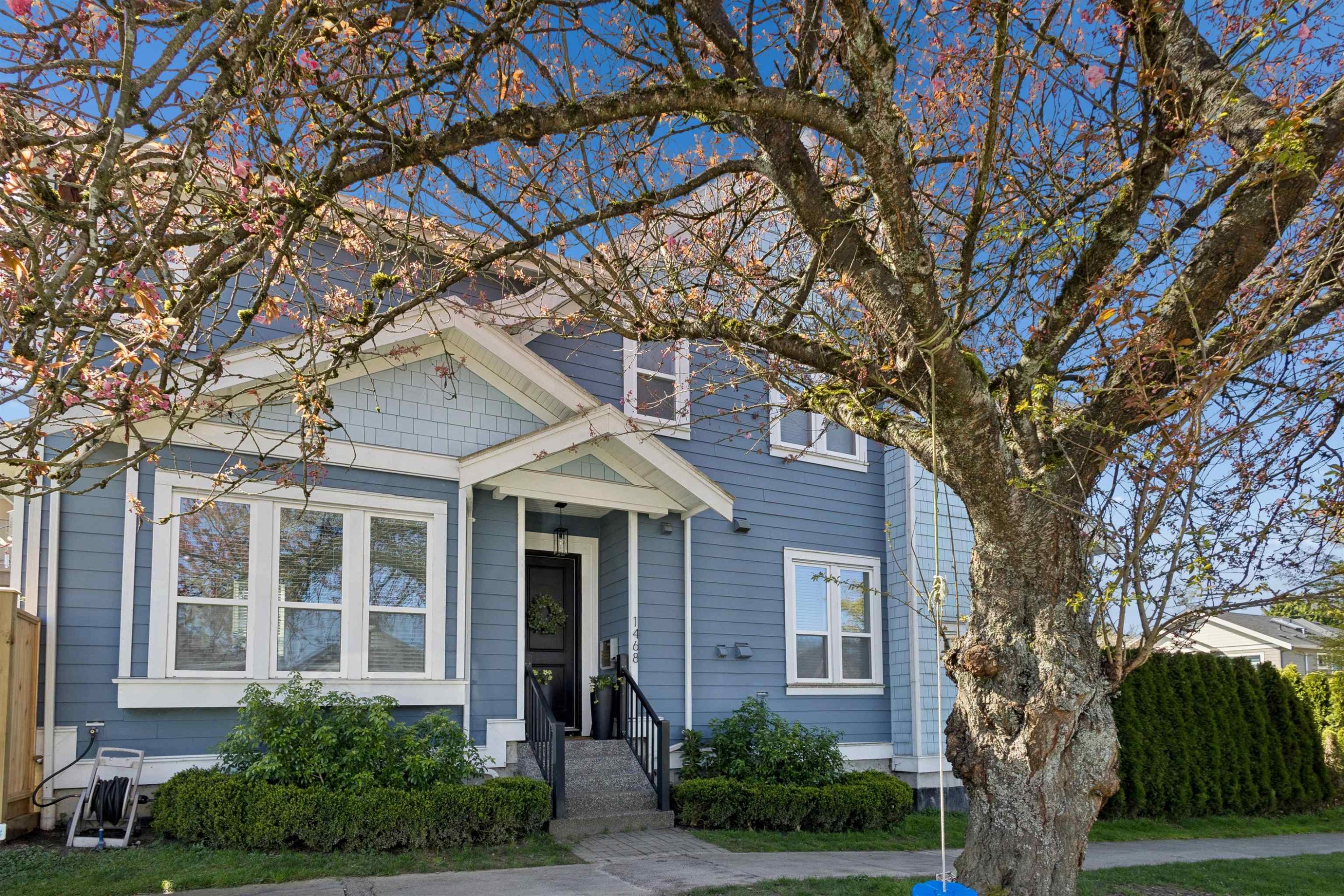 1468 21St Avenue E, Vancouver, BC