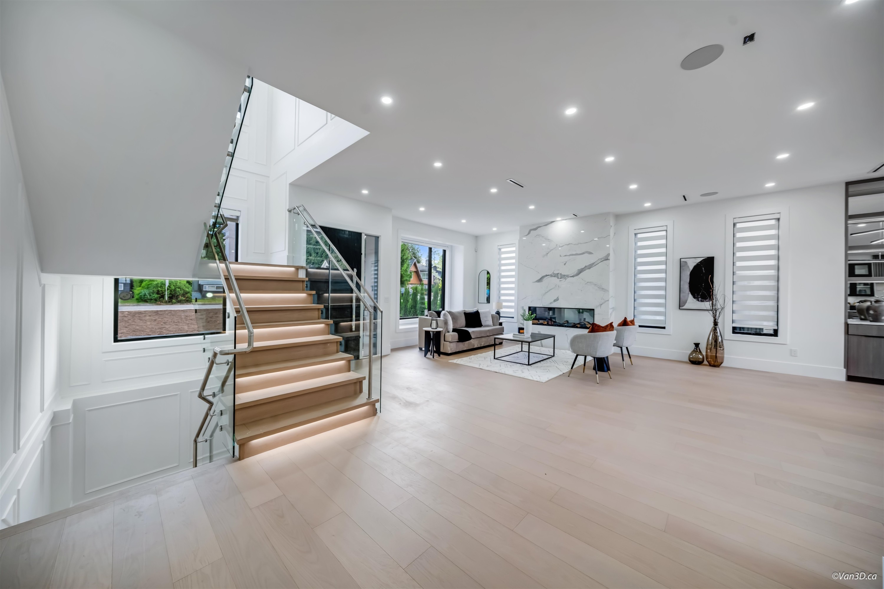 819 Cornell Avenue, Coquitlam, BC