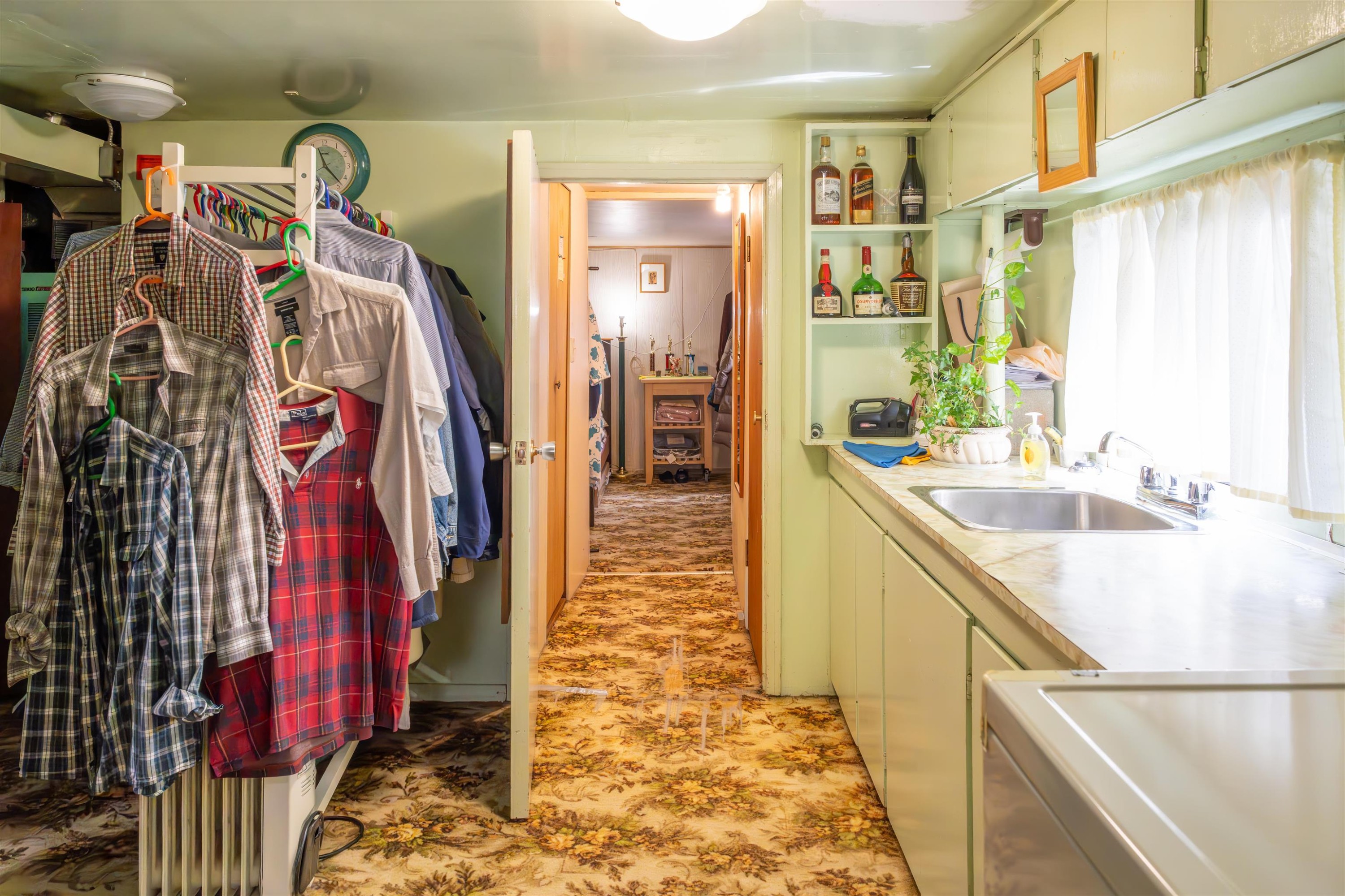 2812 18Th Avenue E, Vancouver, BC