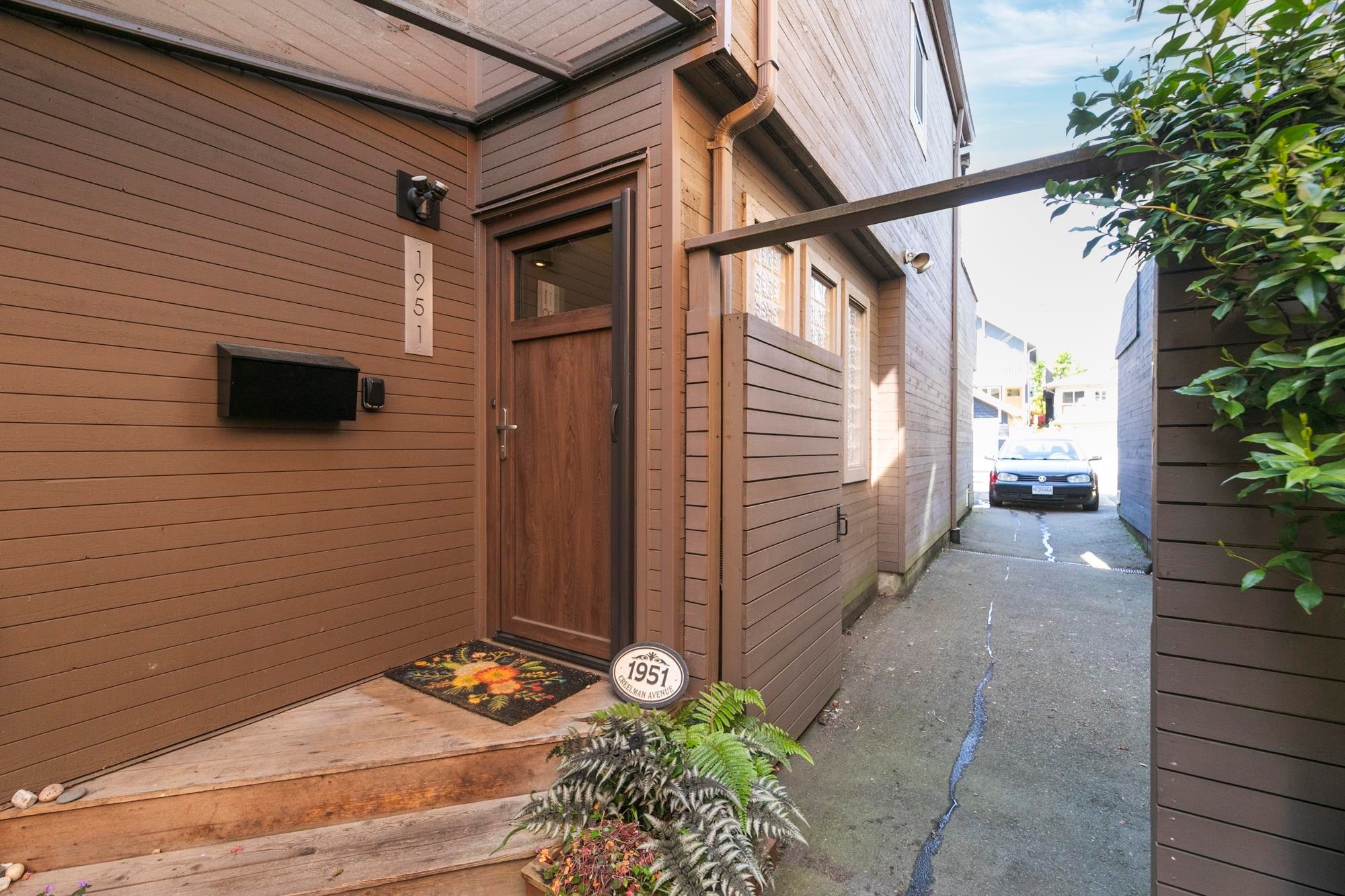 1951 Creelman Avenue, Vancouver, BC