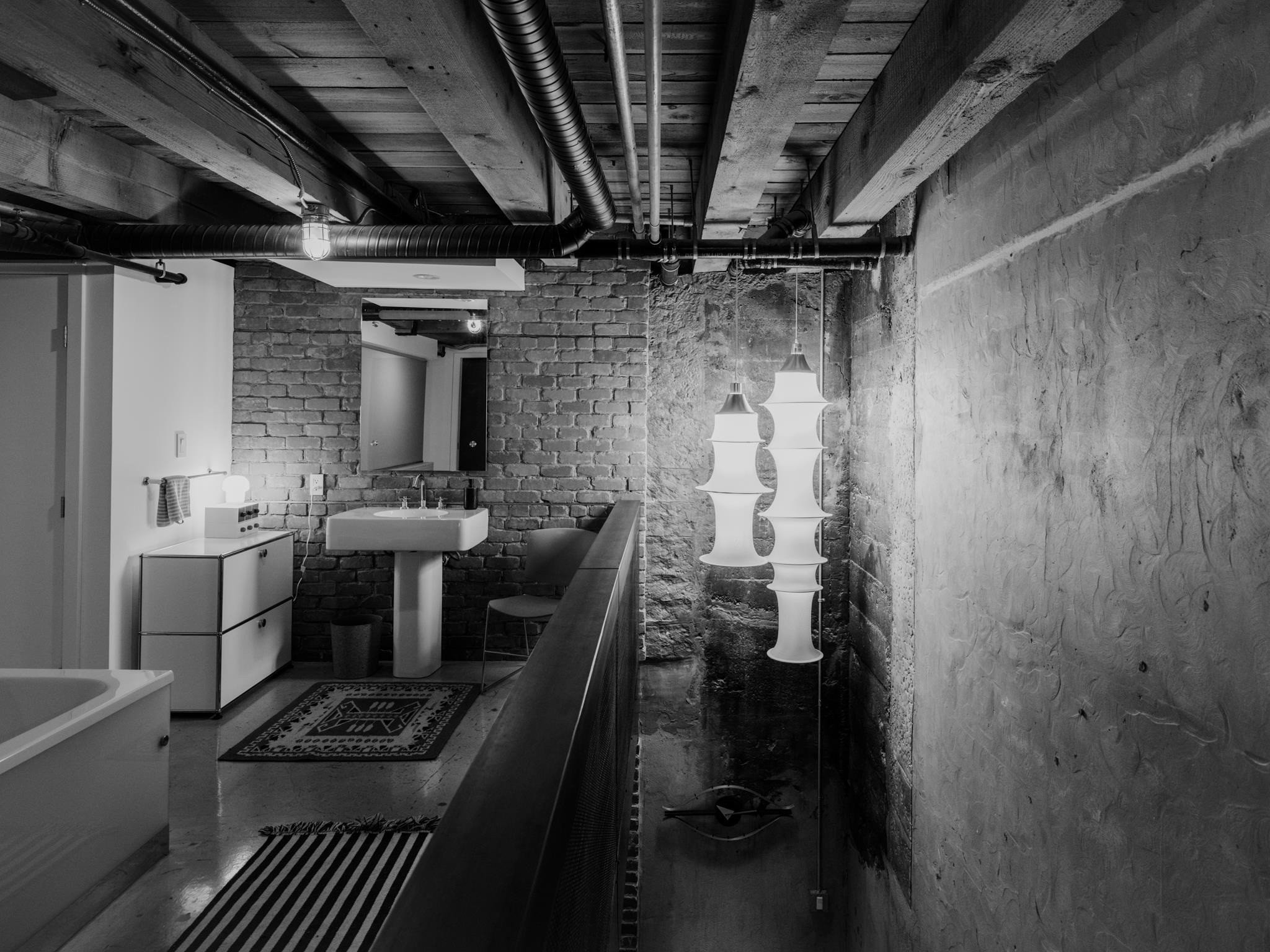 87 Cordova Street E, Vancouver, BC
