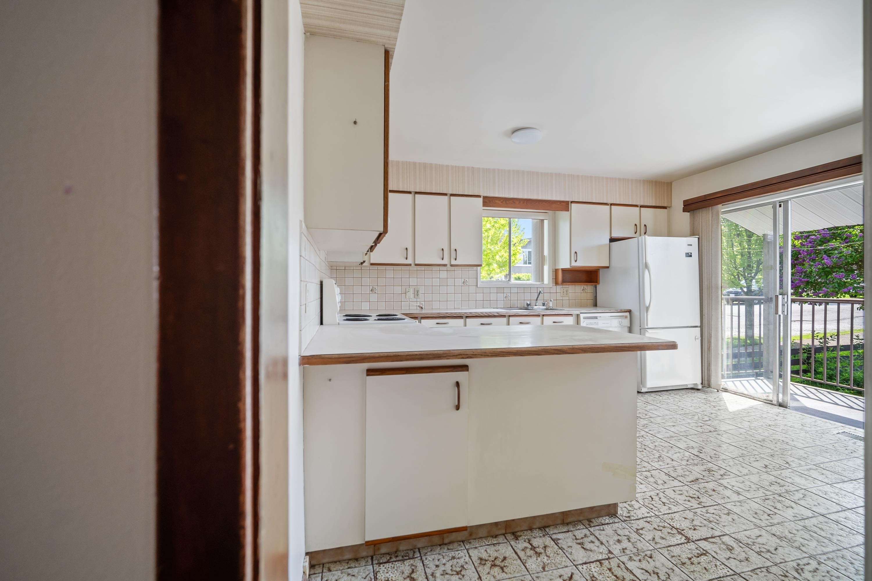 2798 24Th Avenue E, Vancouver, BC