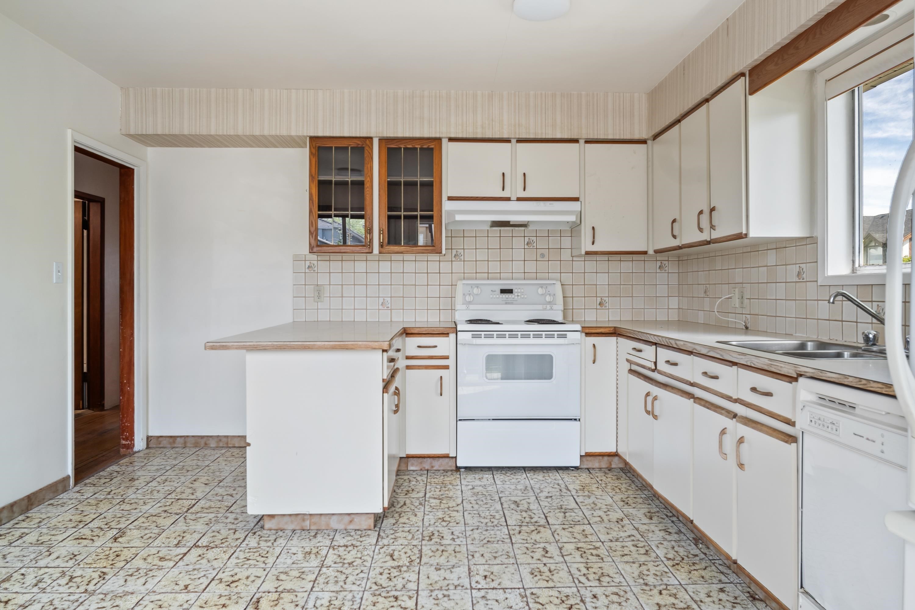 2798 24Th Avenue E, Vancouver, BC