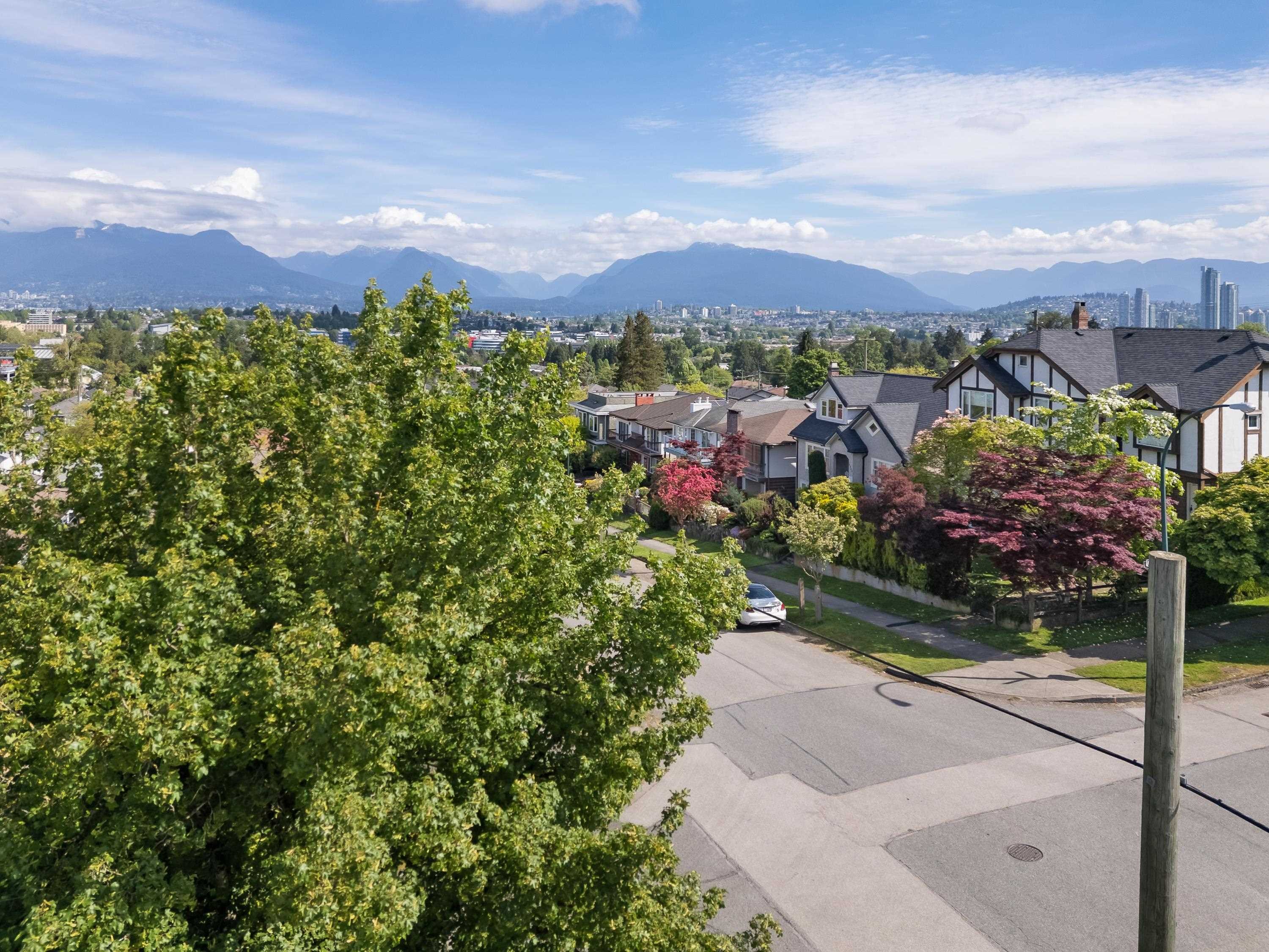 2798 24Th Avenue E, Vancouver, BC