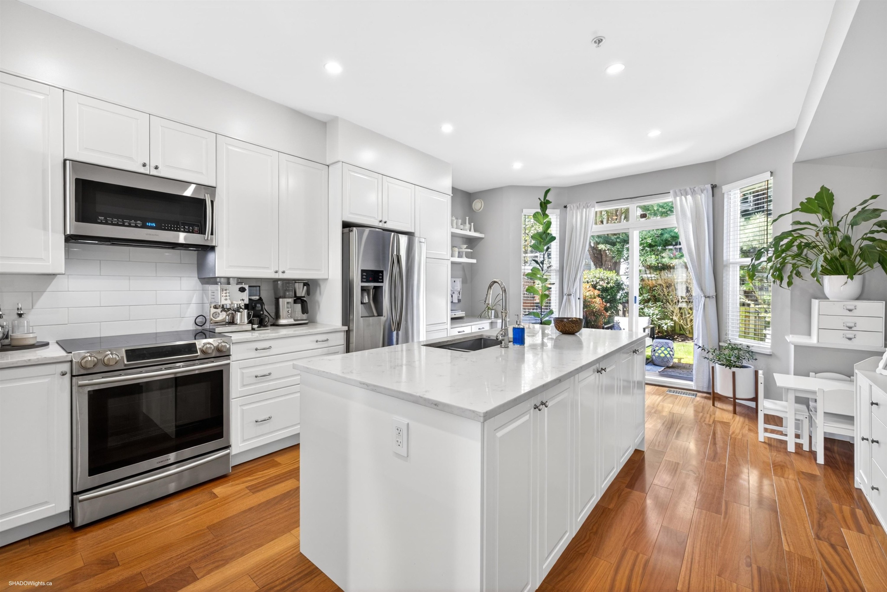 8527 Aquitania Place, Vancouver, BC