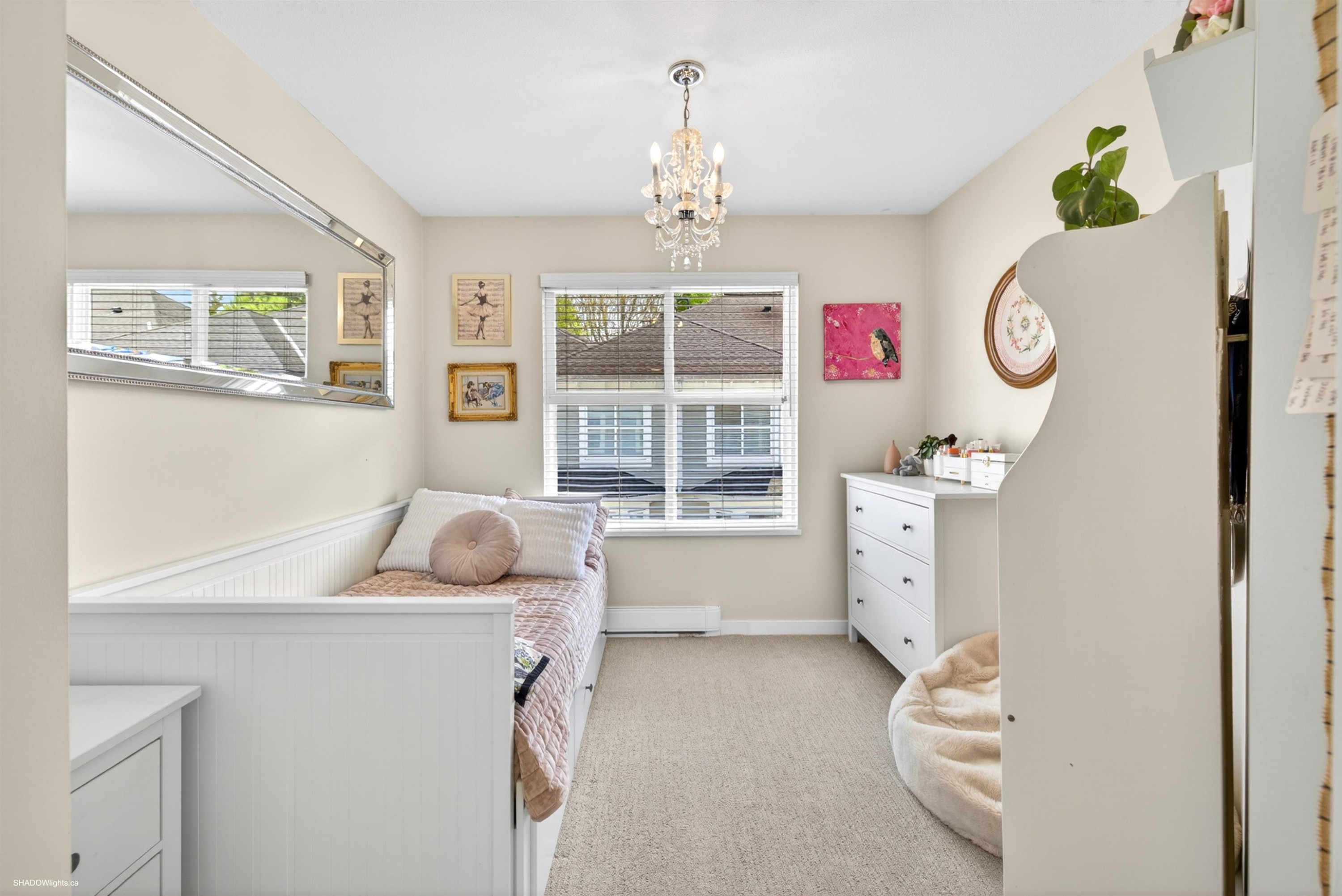 8527 Aquitania Place, Vancouver, BC