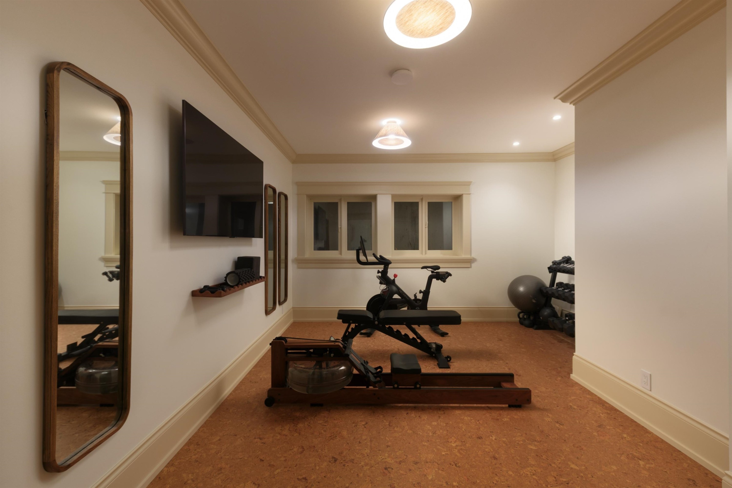 2955 Rosebery Avenue, West Vancouver, BC