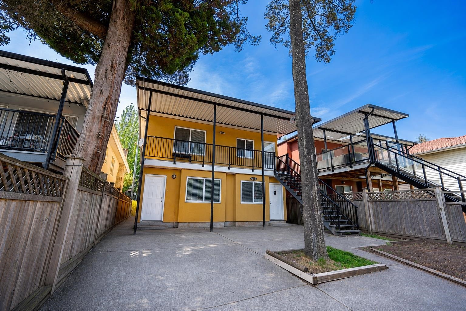 7202 Ross Street, Vancouver, BC - Outdoor