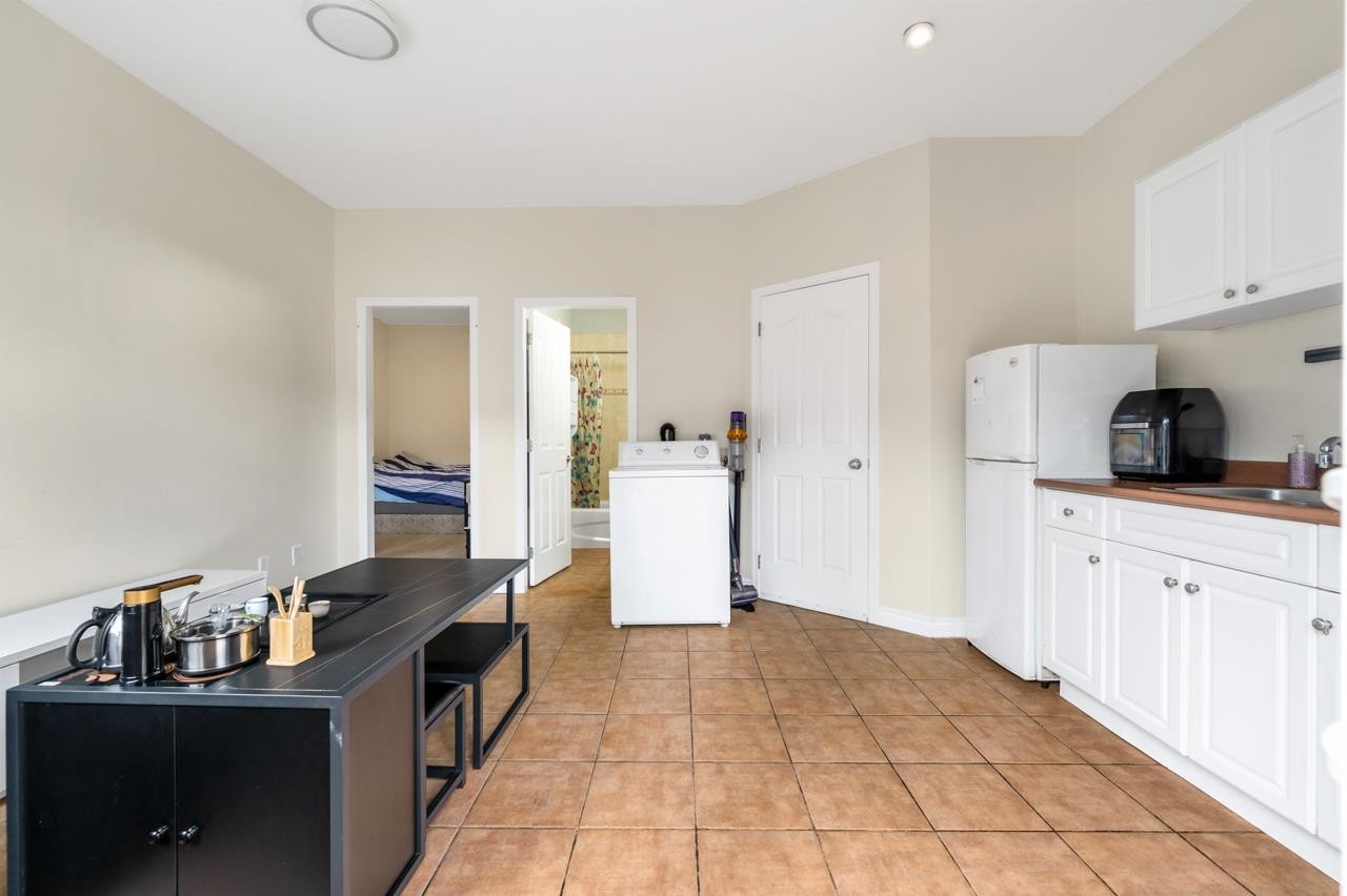 7119 10Th Avenue, Burnaby, BC