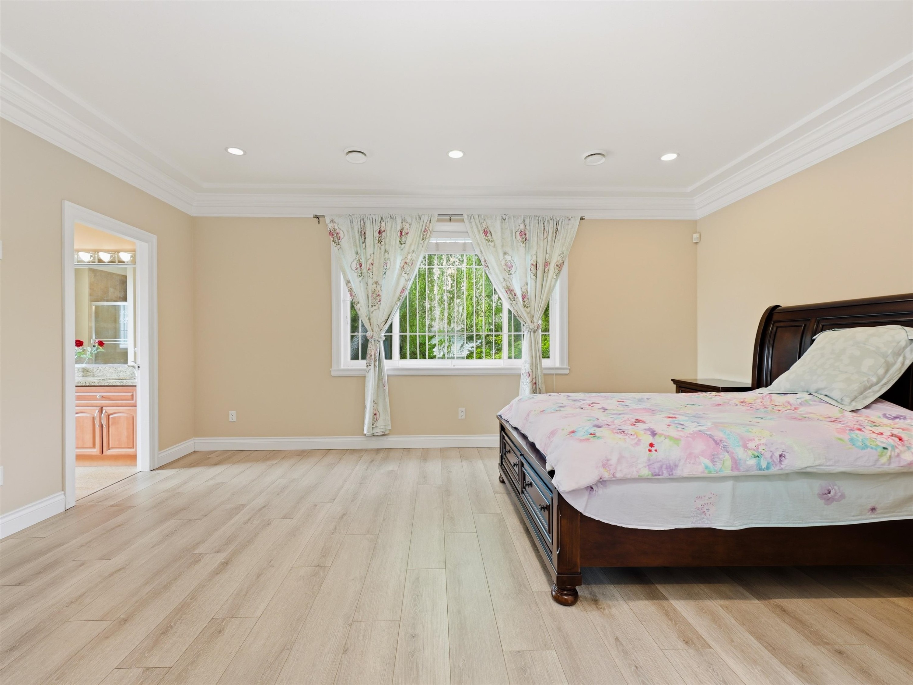 5631 Clearwater Drive, Richmond, BC