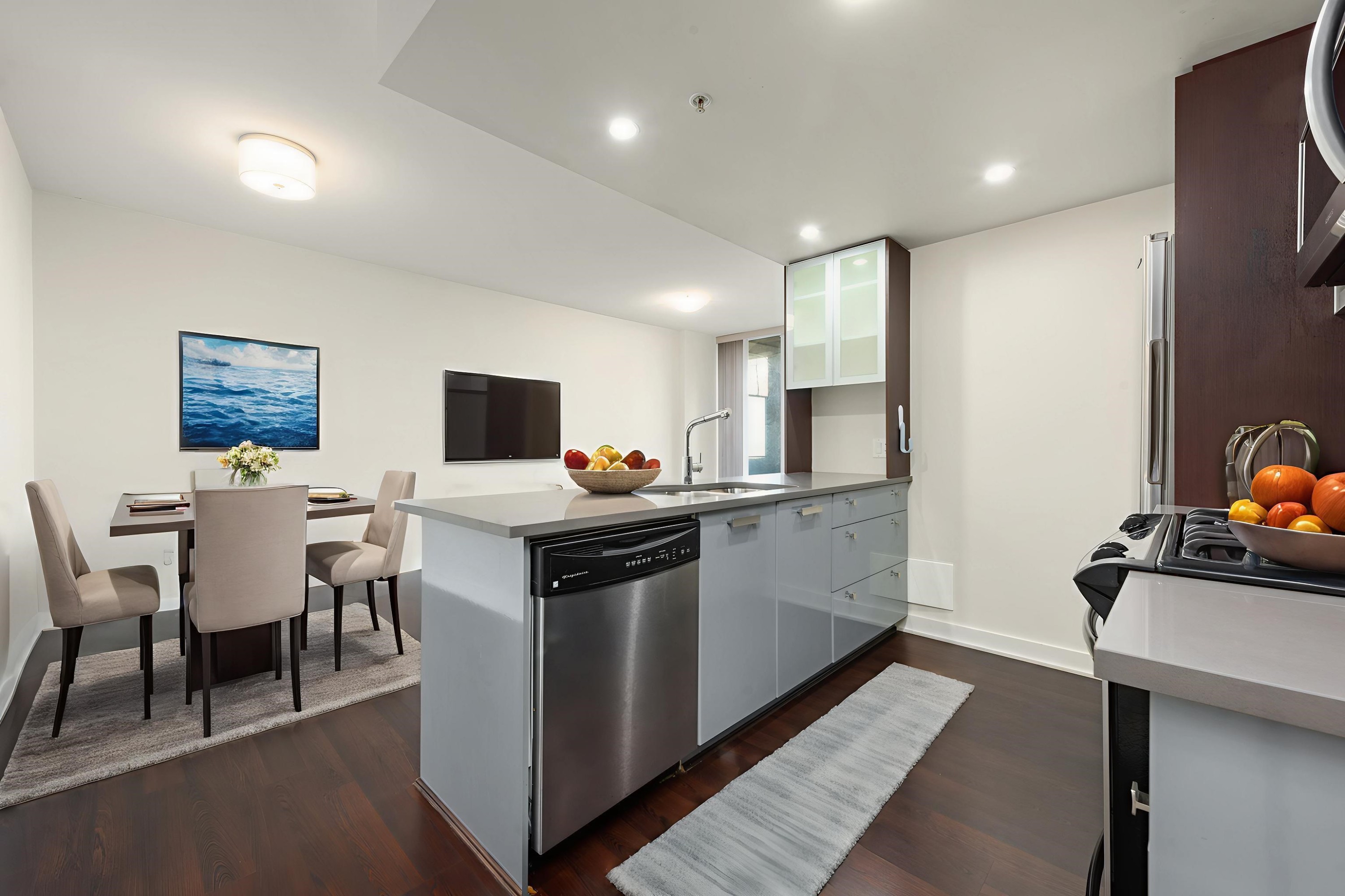 302-7080 No. 3 Road, Richmond, BC
