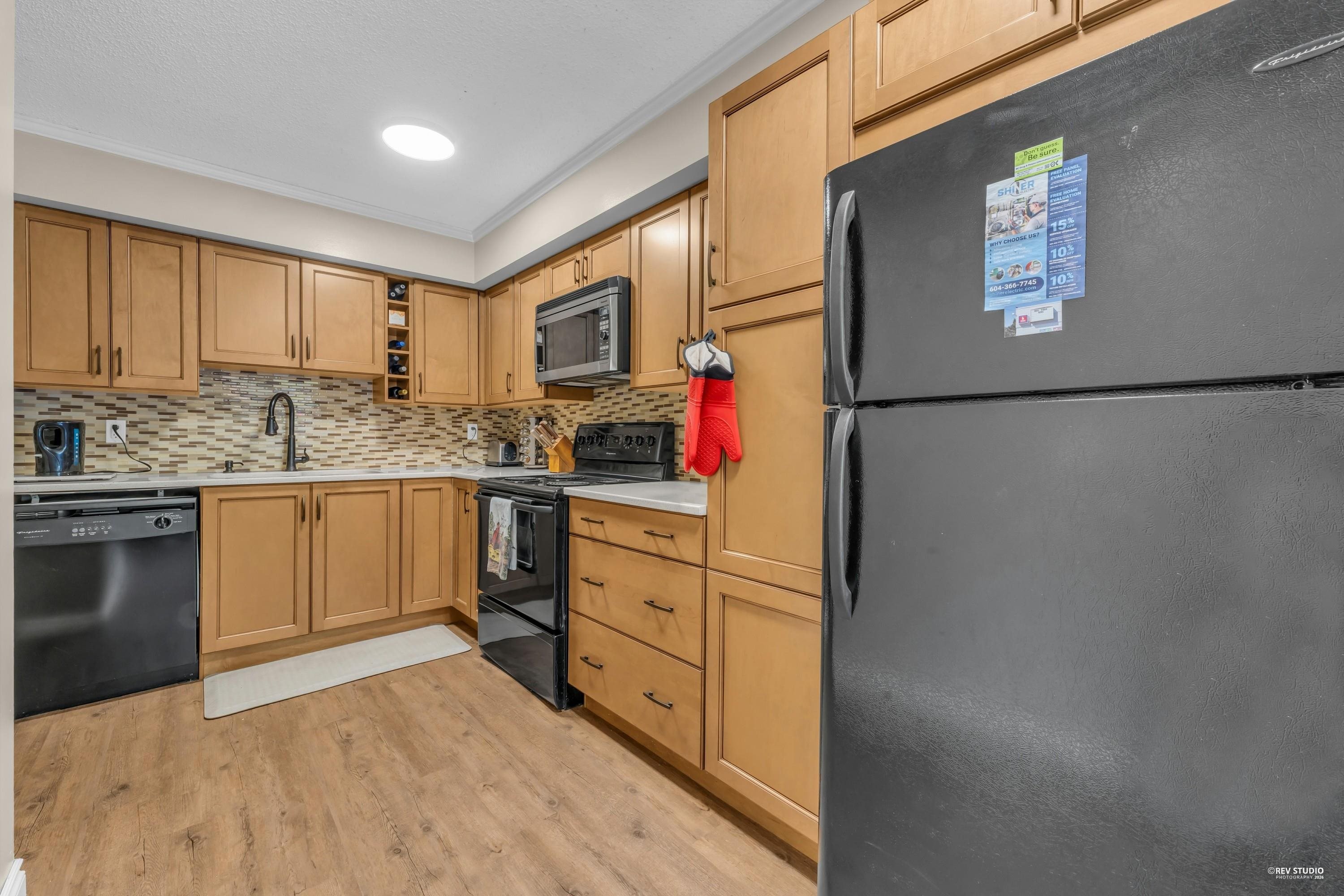 202 Cardiff Way, Port Moody, BC