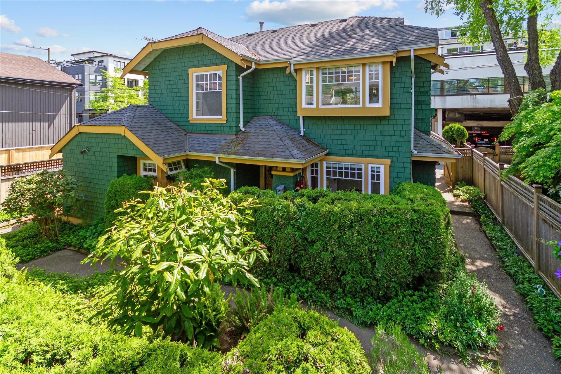 2952 8Th Avenue W, Vancouver, BC