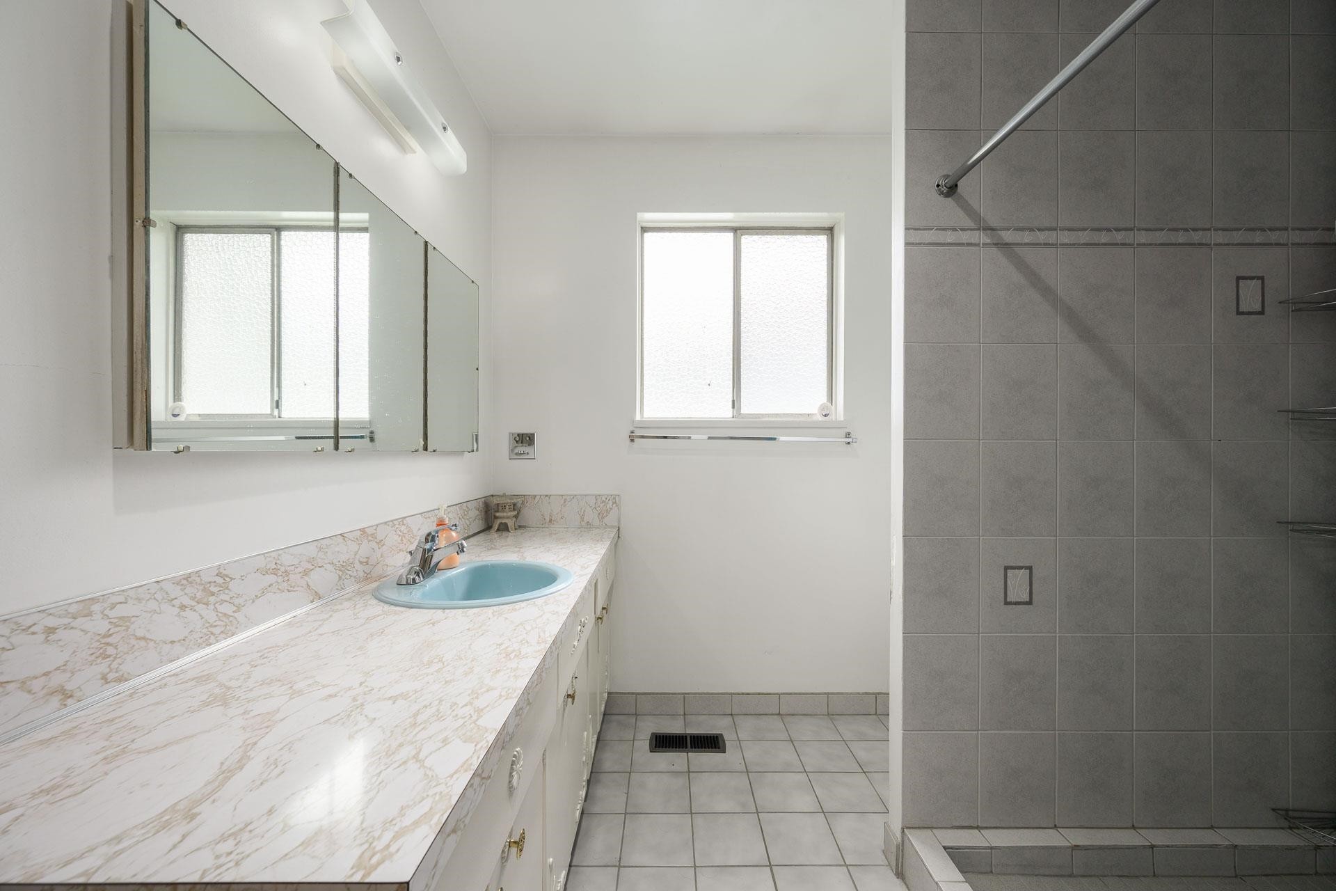 8371 Spires Road, Richmond, BC