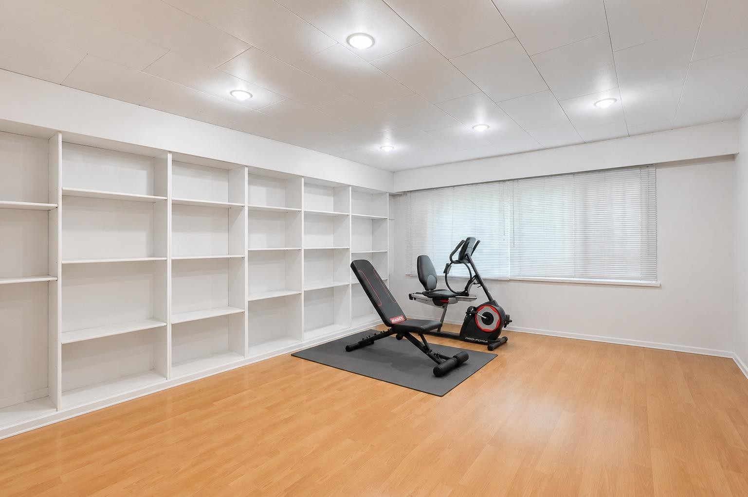 1743 49Th Avenue E, Vancouver, BC