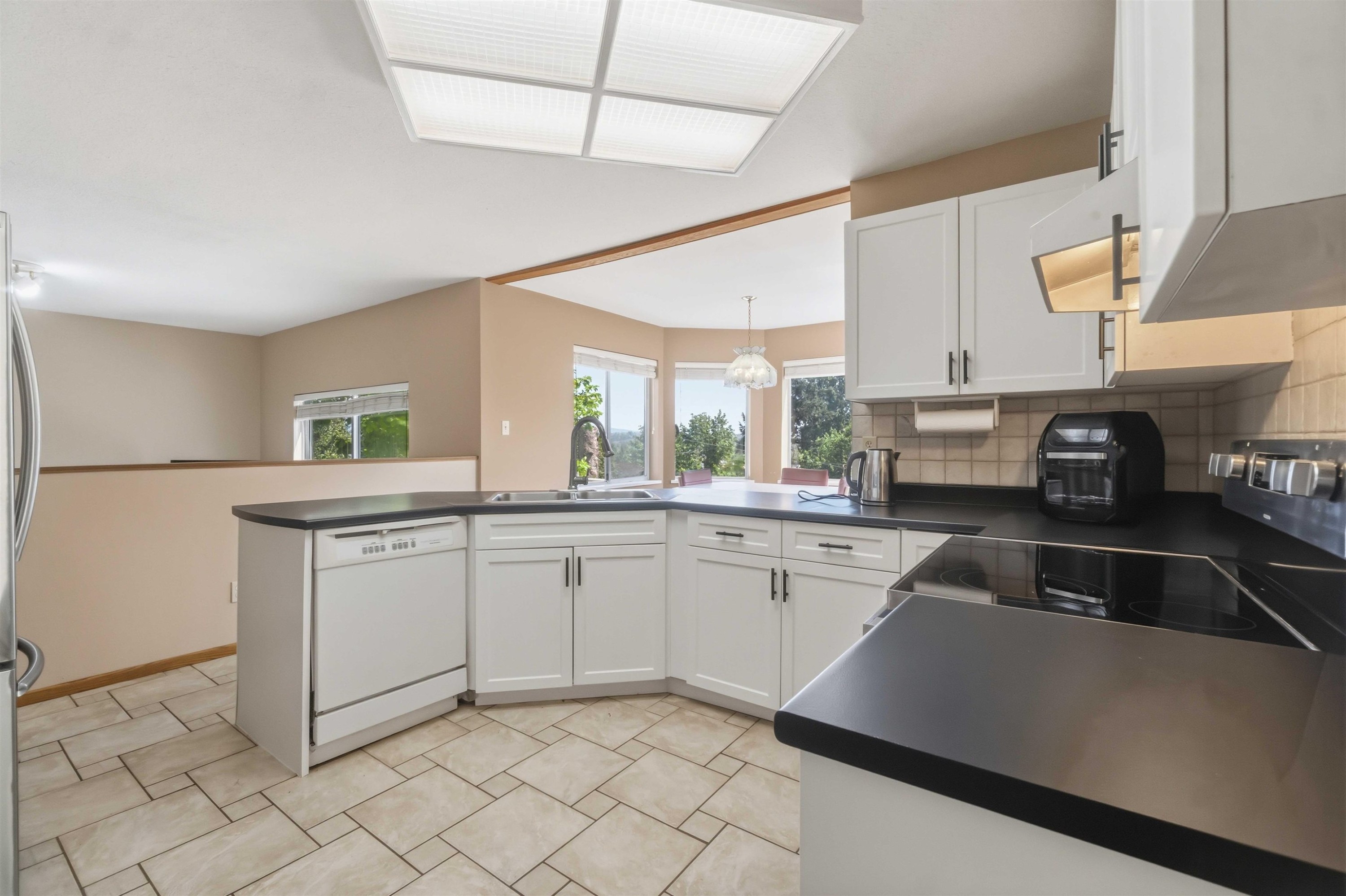 133 Warrick Street, Coquitlam, BC