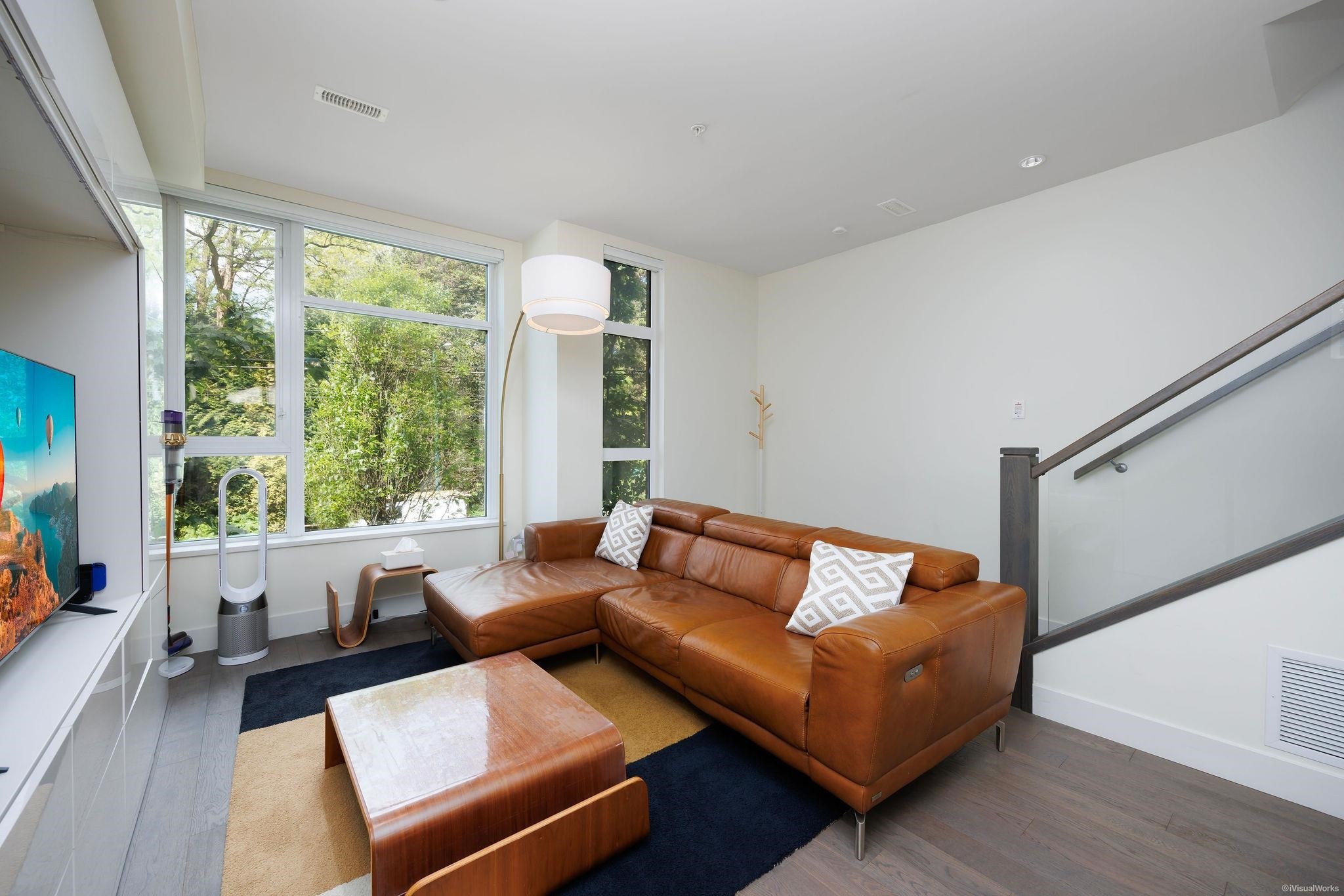 5552 Oak Street, Vancouver, BC