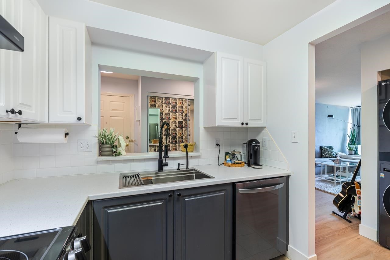 408-3070 Guildford Way, Coquitlam, BC