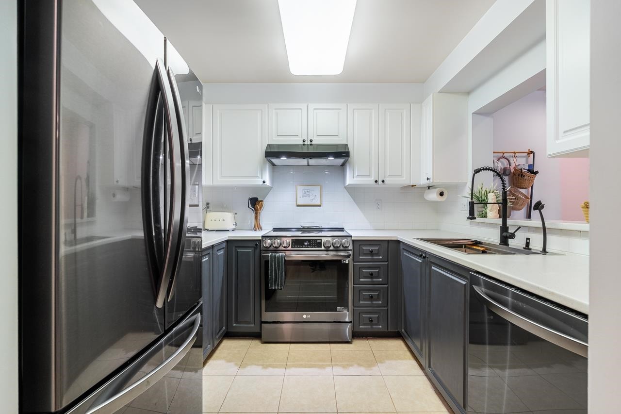 408-3070 Guildford Way, Coquitlam, BC