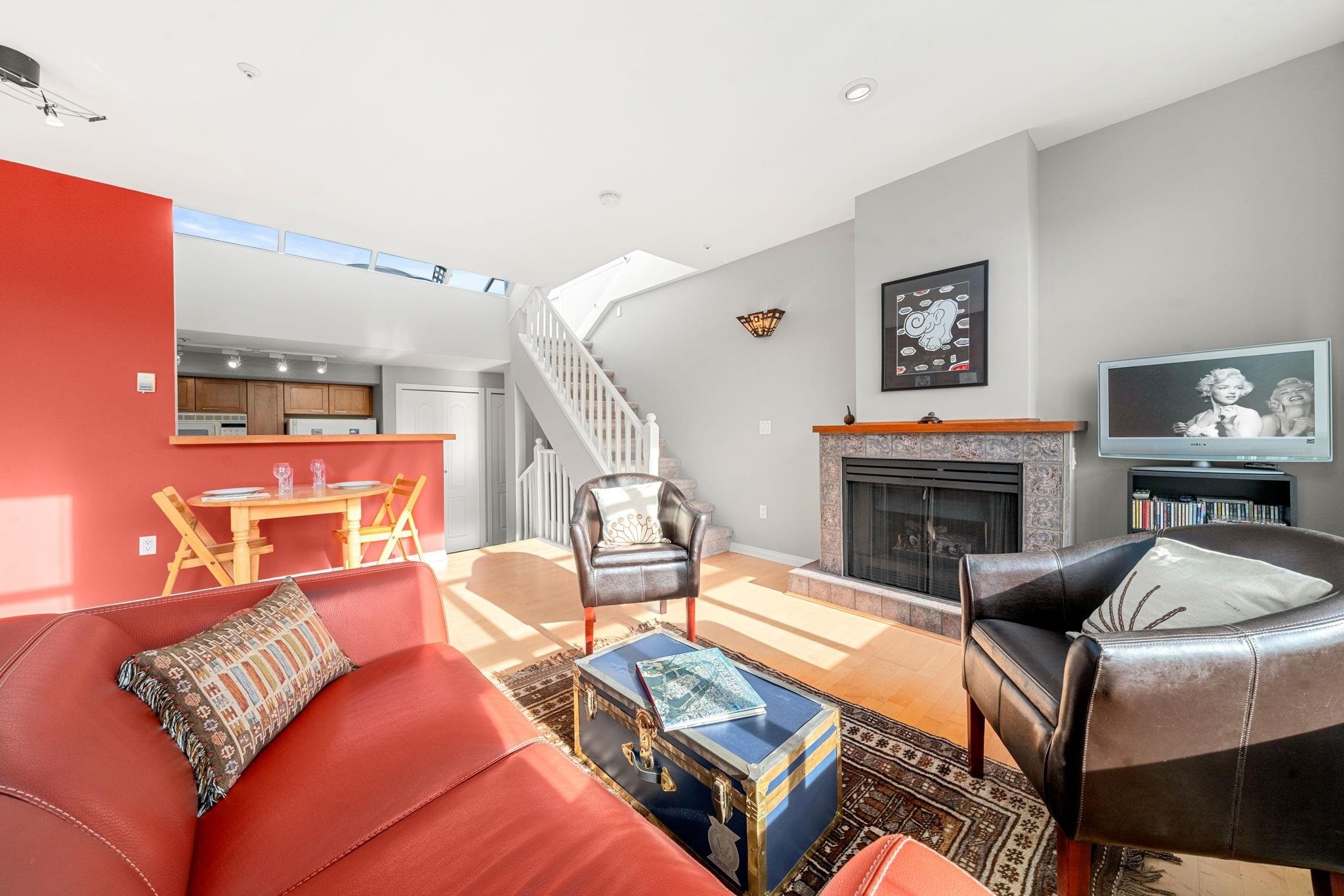 207-669 7Th Avenue W, Vancouver, BC