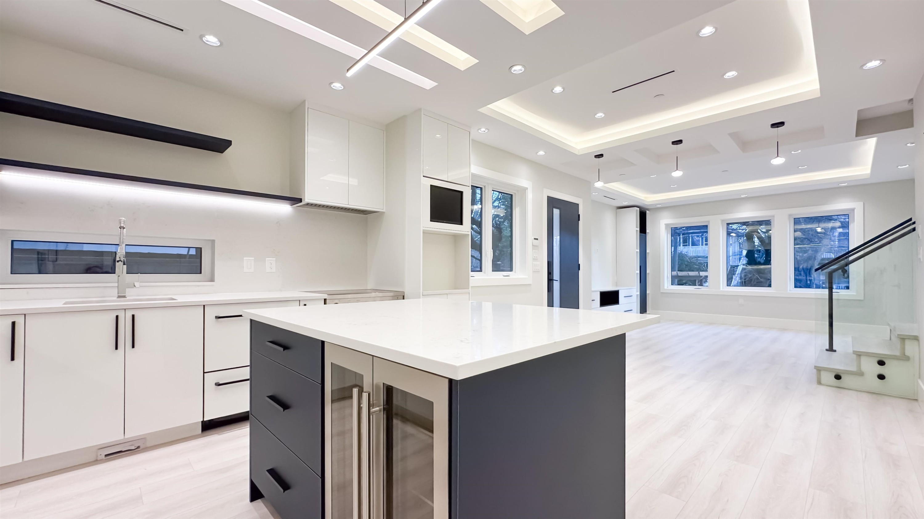 2373 7Th Avenue W, Vancouver, BC